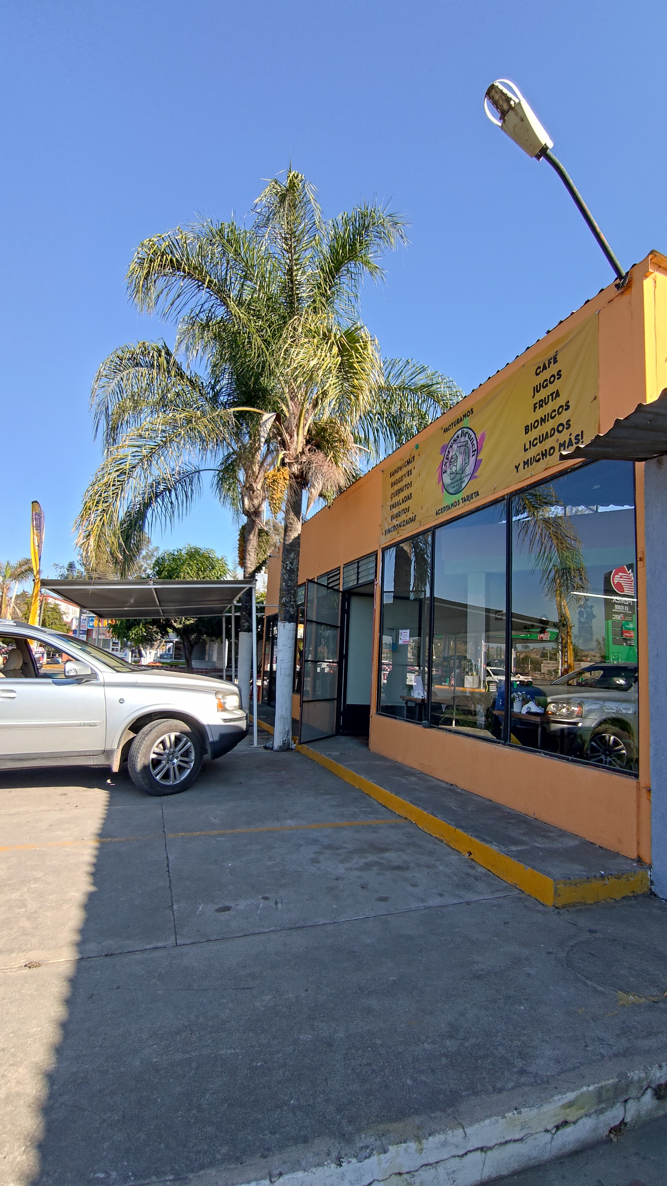 Express Brunch image 5