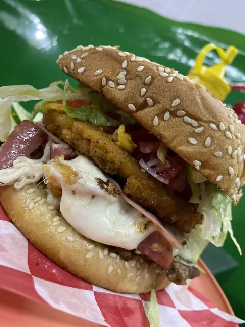 Six burger image 4