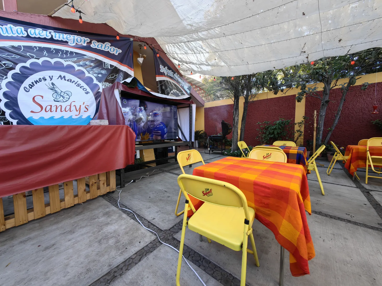 Carnes y mariscos Sandy's image 1