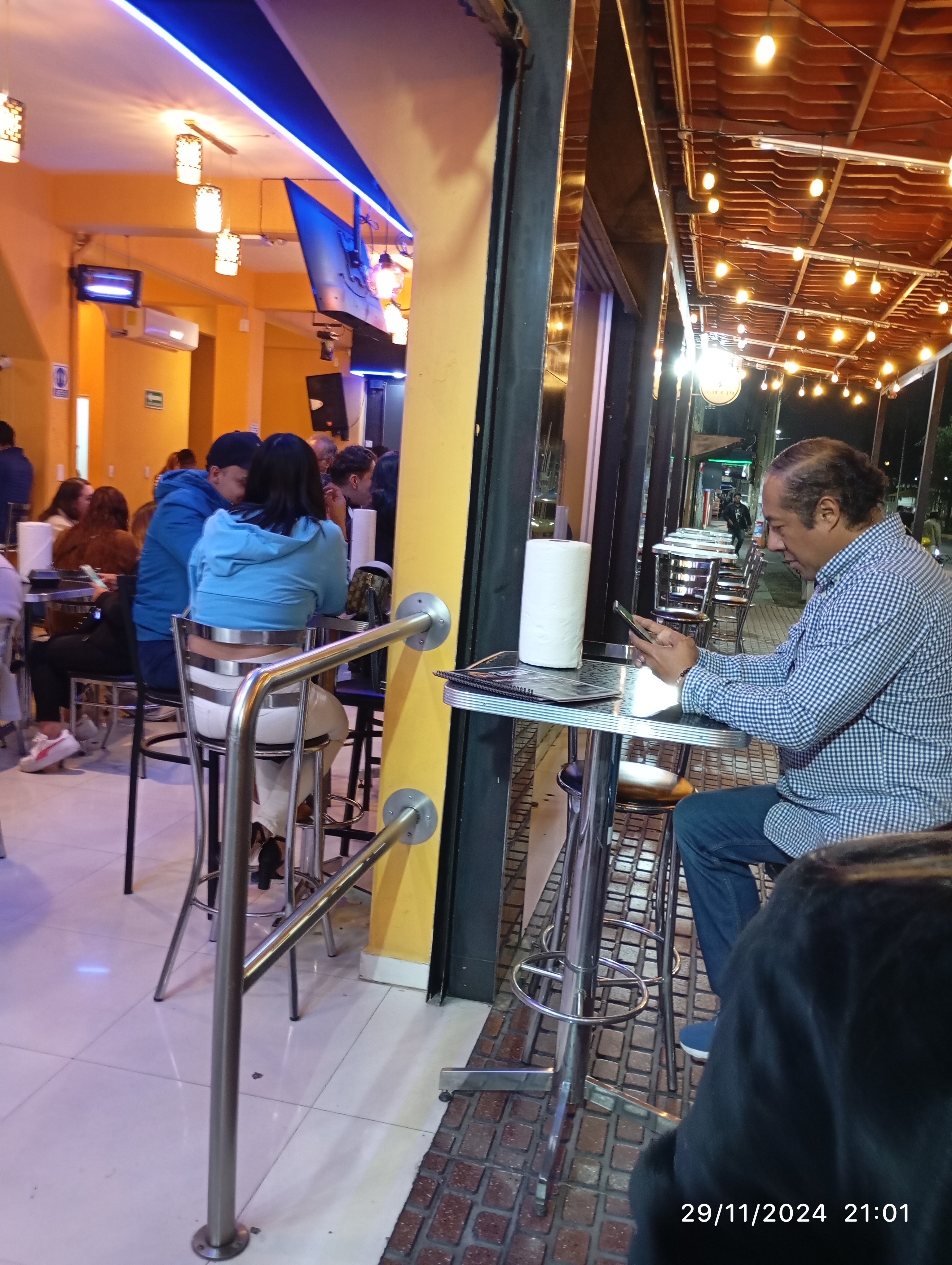 Alitas y costillas al carbón image 5