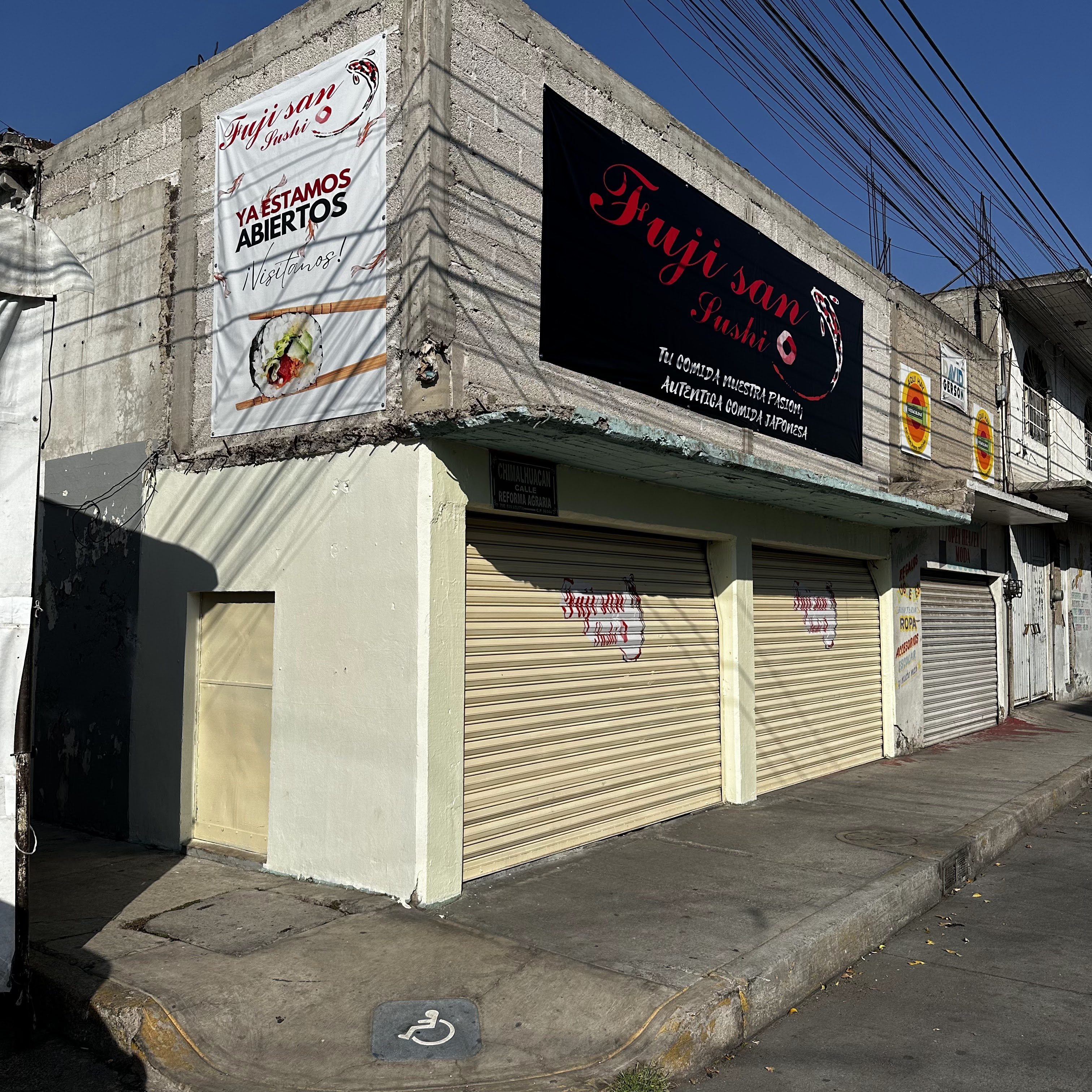 Fuji-san.mx sushi image 1