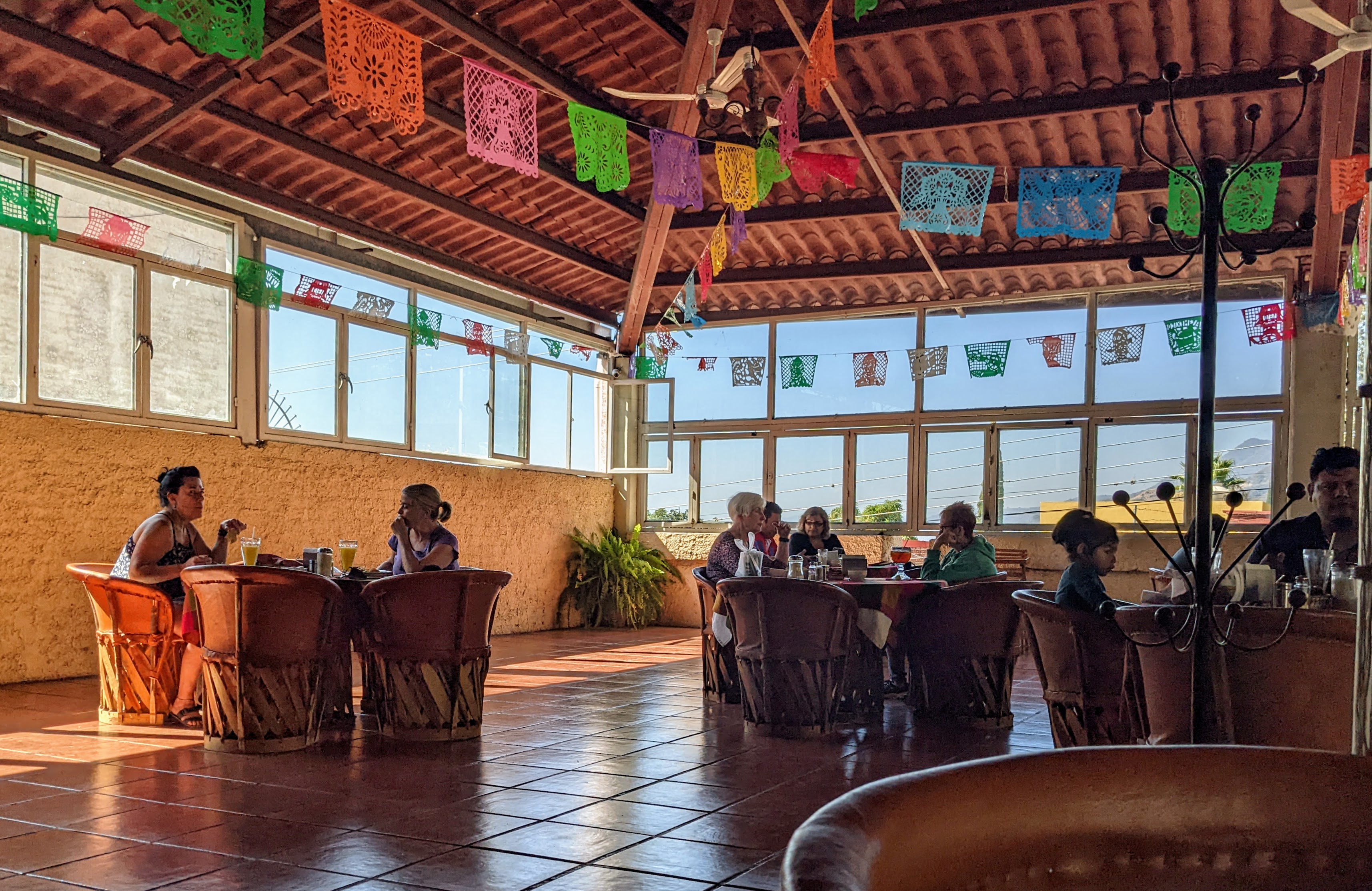 Fonda Dona Lola image 1