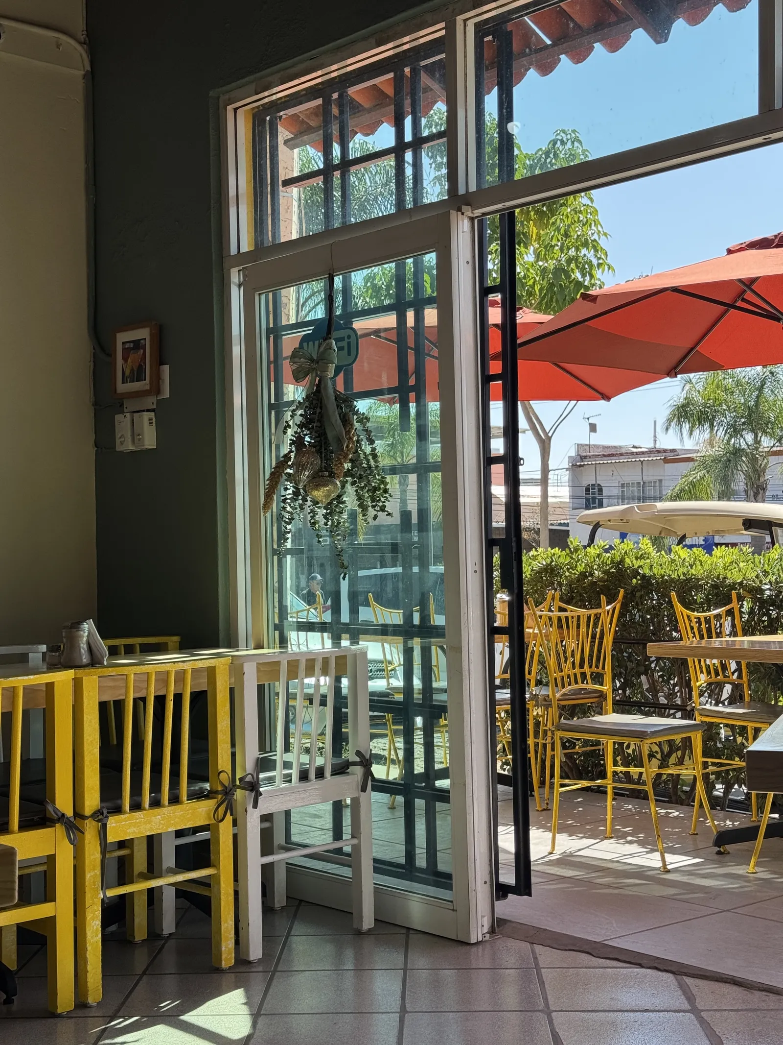 Cafe Negro image 10