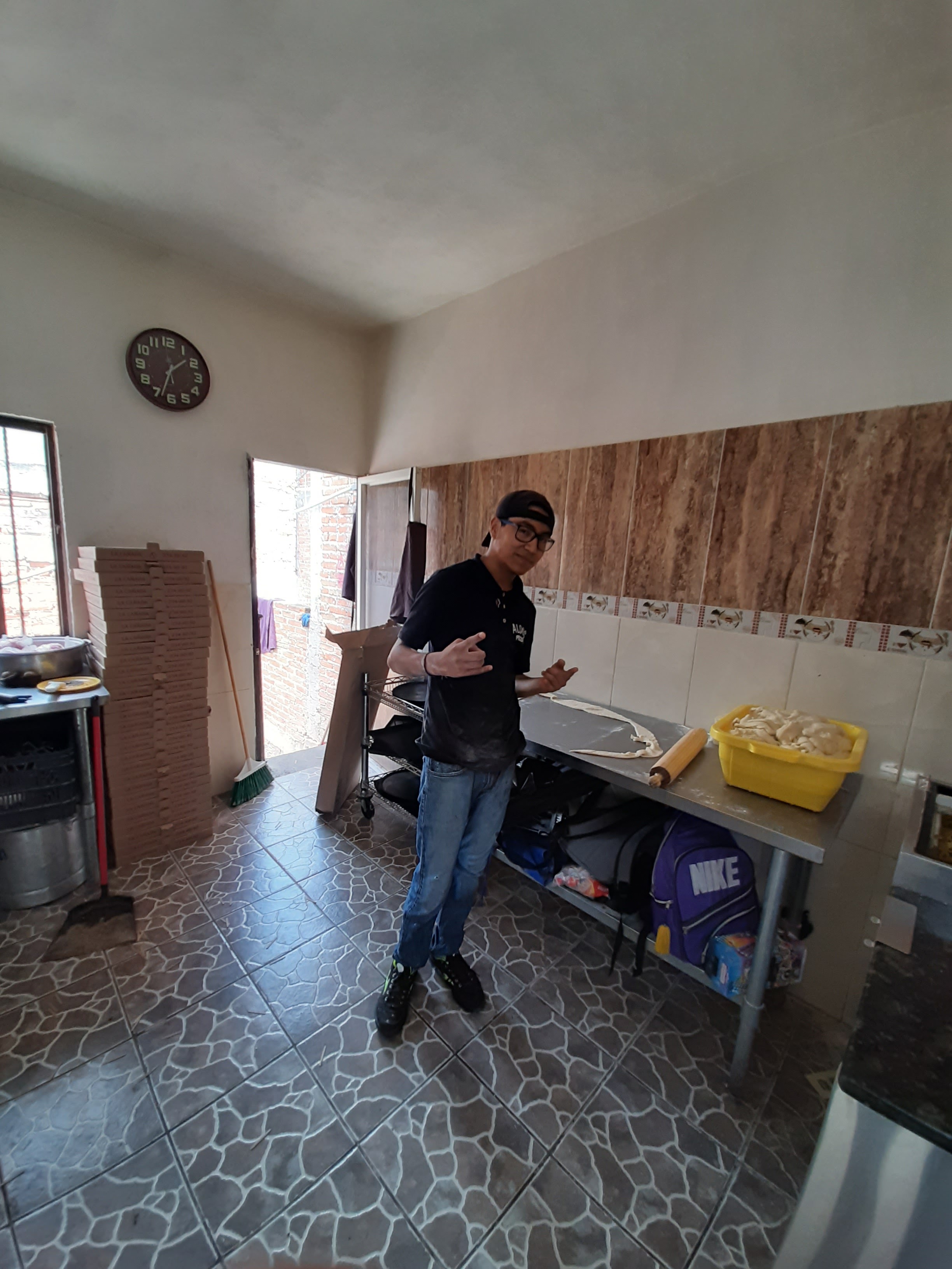 Aldo's Pizza La cañada image 6