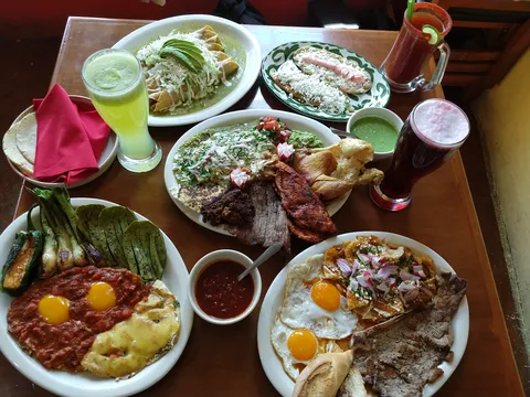 Gorditas "La GÜERA" image 2