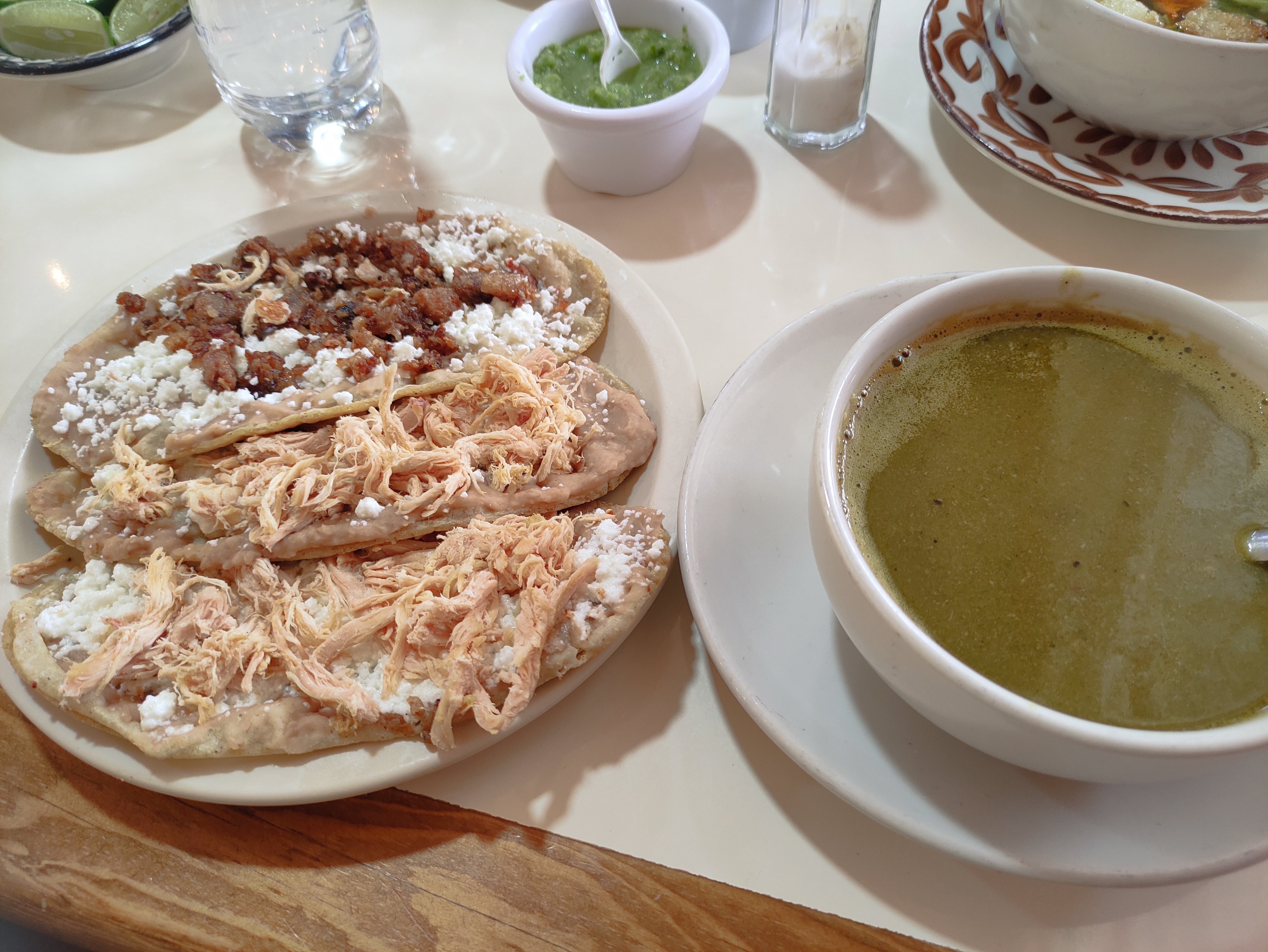 Gorditas "La GÜERA" image 9