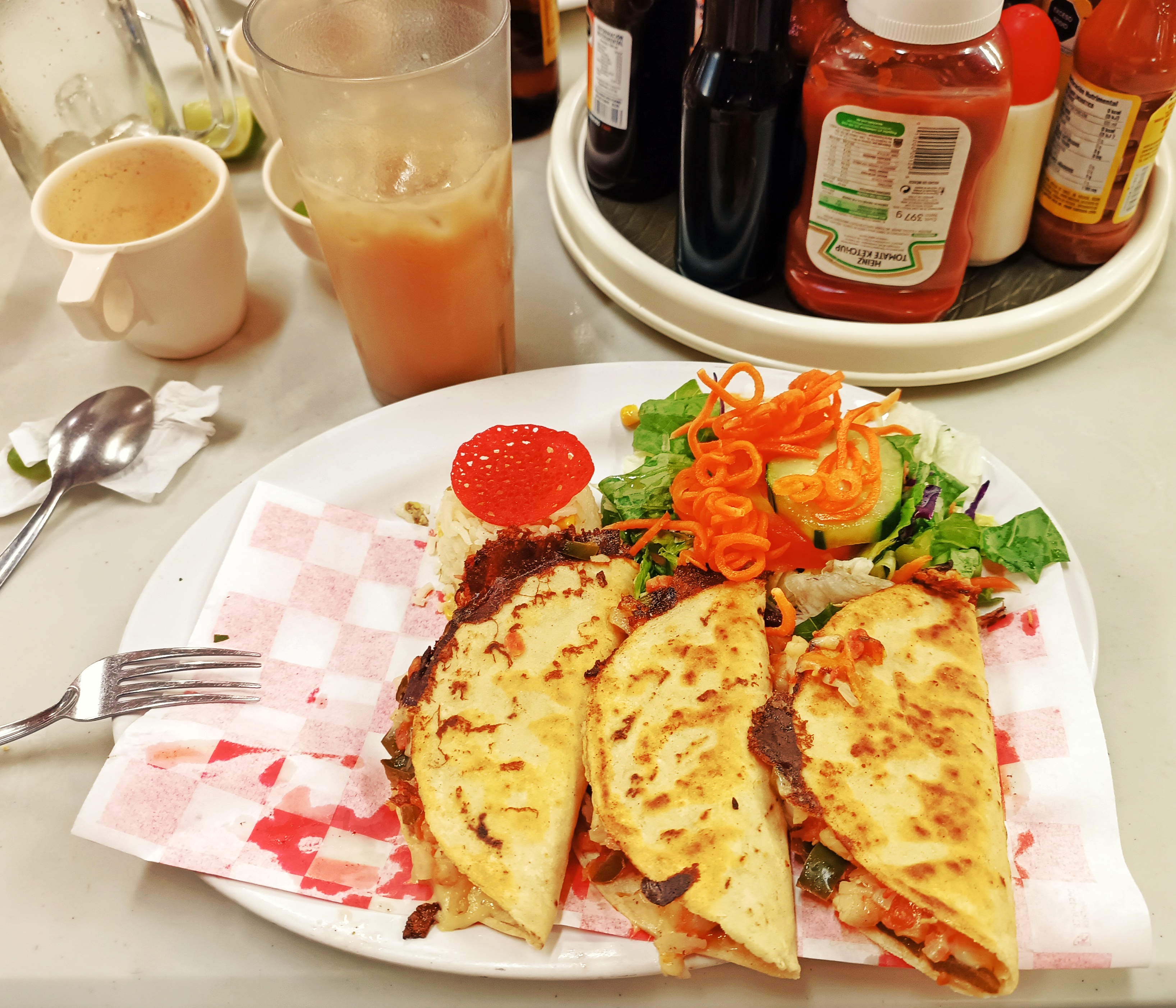 Mariscos El Toro Güero San Bernabé image 3