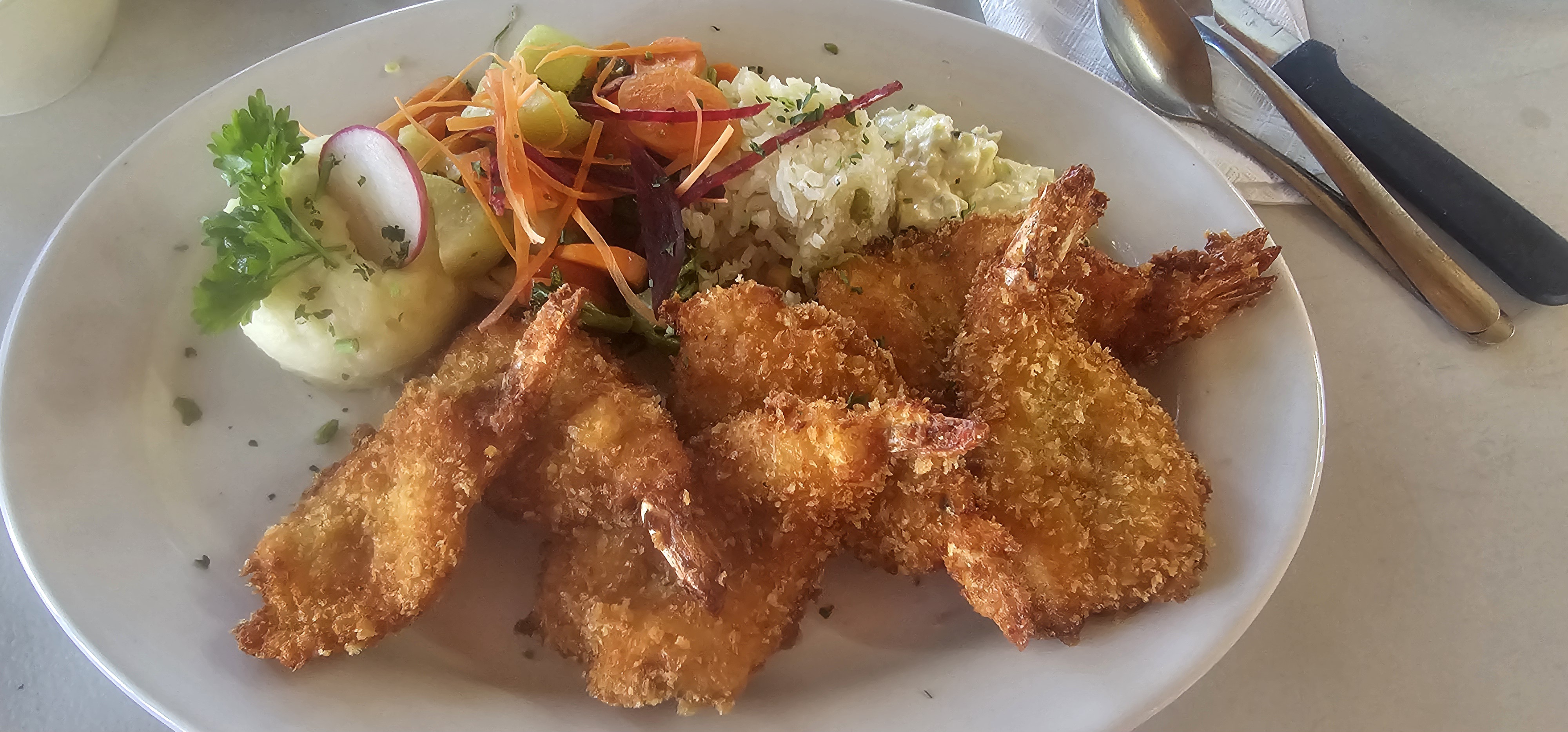 Mariscos El Toro Güero San Bernabé image 9