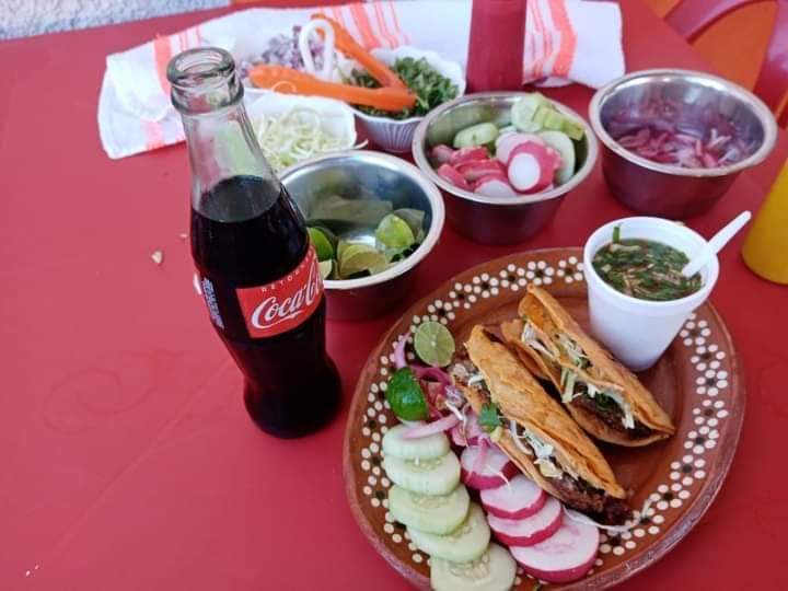 Birrieria Jauregui image 5