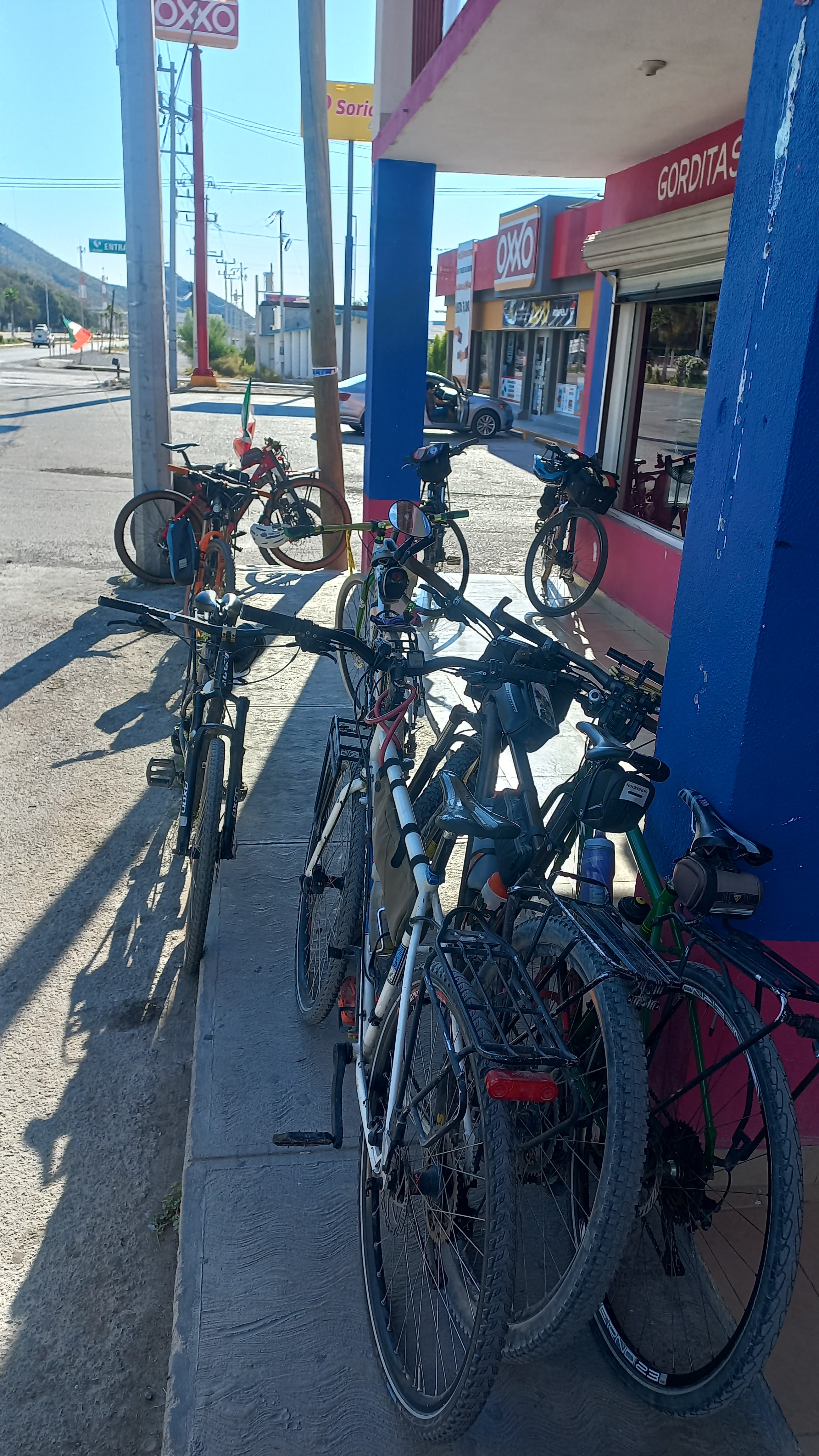 Antojitos Mexicanos "Los Sánchez" Cuatro Ciénegas Coah. image 5