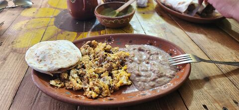 Doña Anita image 1