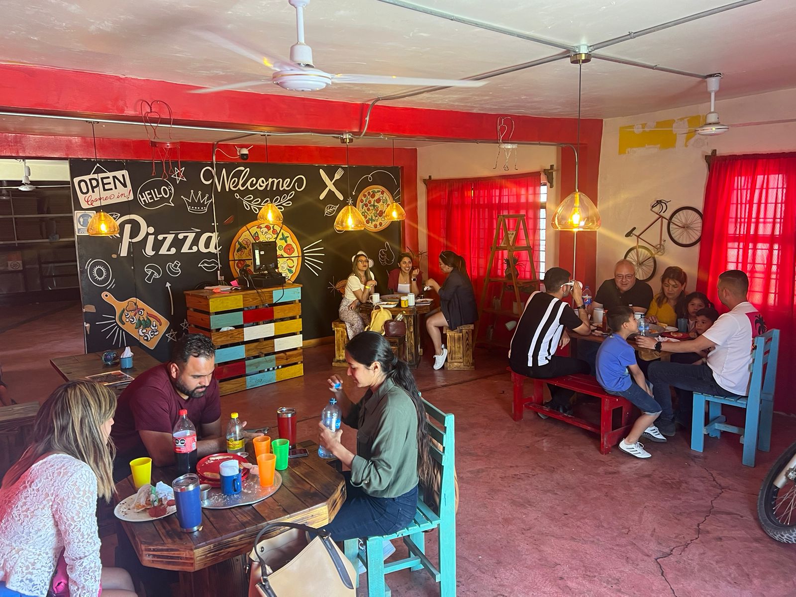 PIZZA FERREL image 1