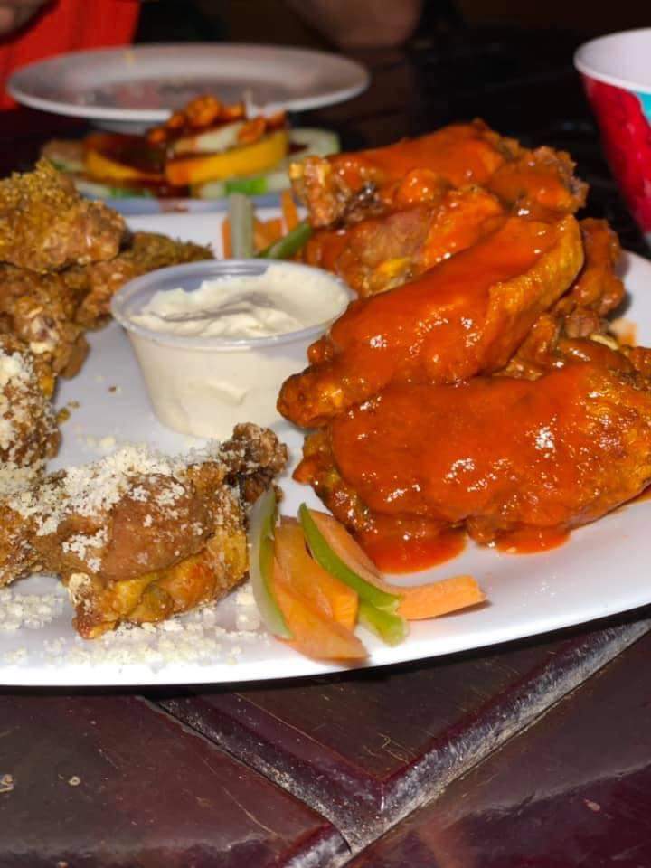 MARISCOS Y ALITAS LALO'S image 3