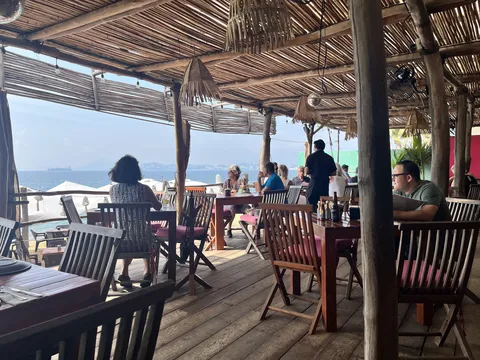 Pata Salada Beach Bar image 5