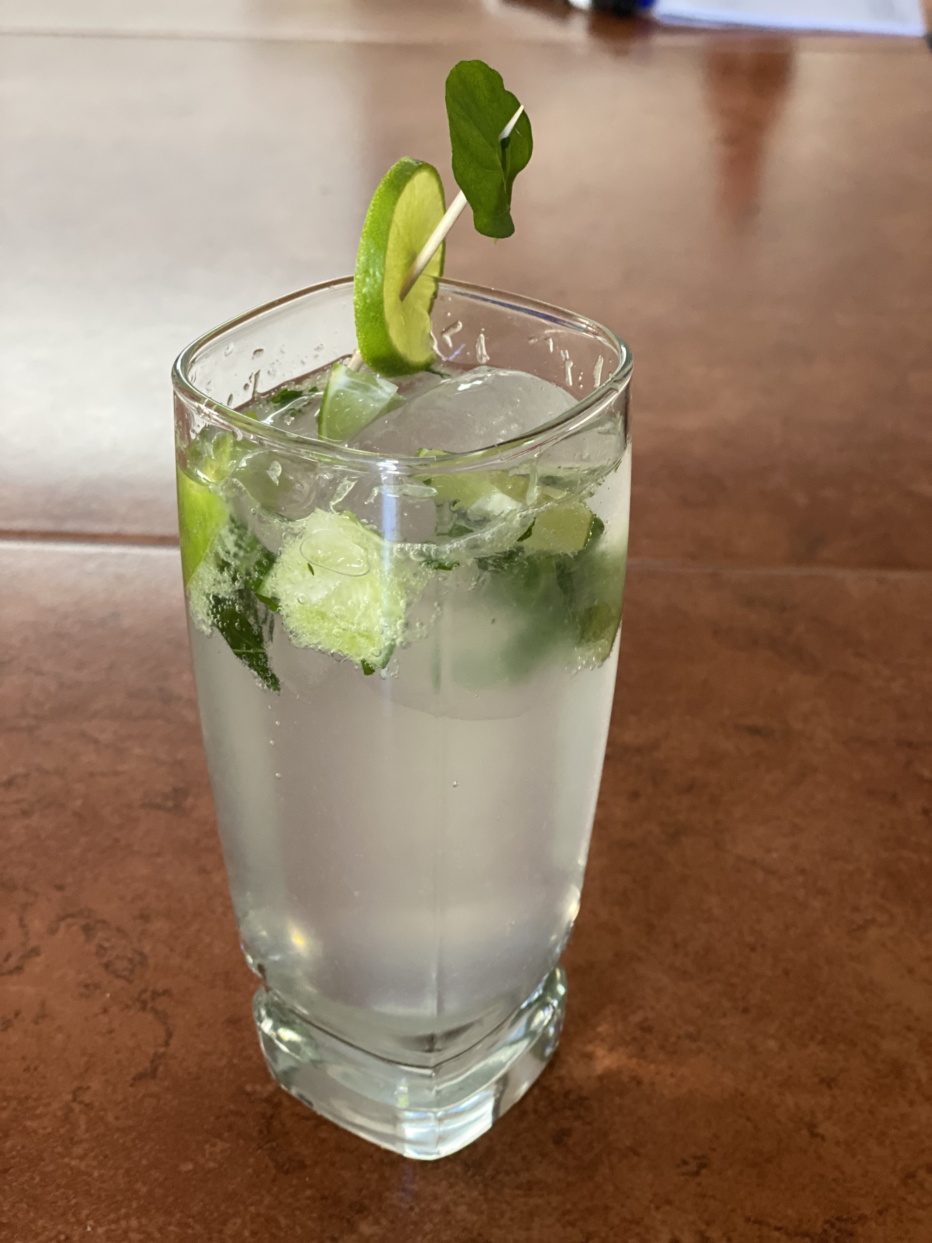 Tony bar restaurant image 3