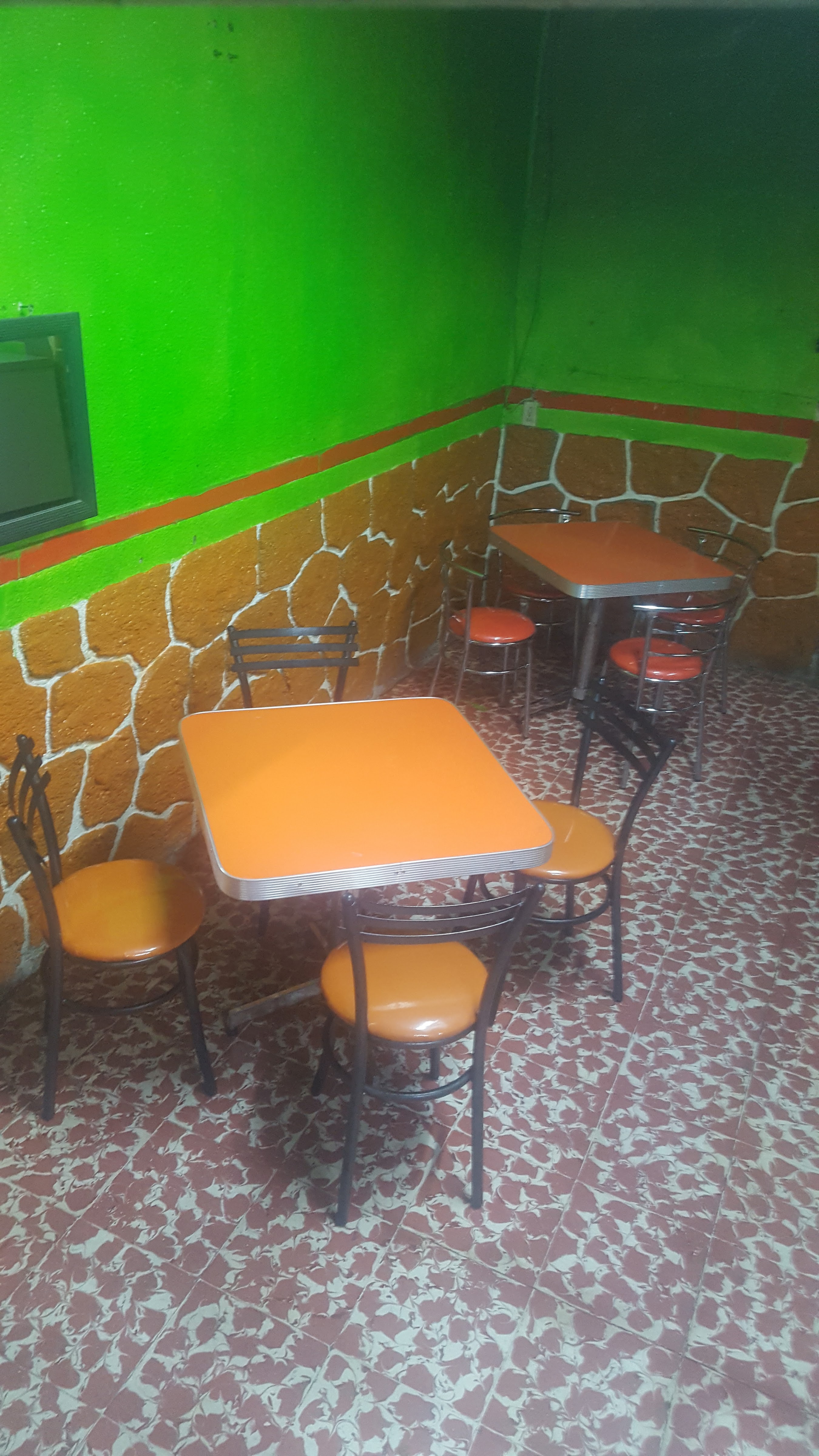 EL RICO POLLO(pollos y costillas a la leña) image 2