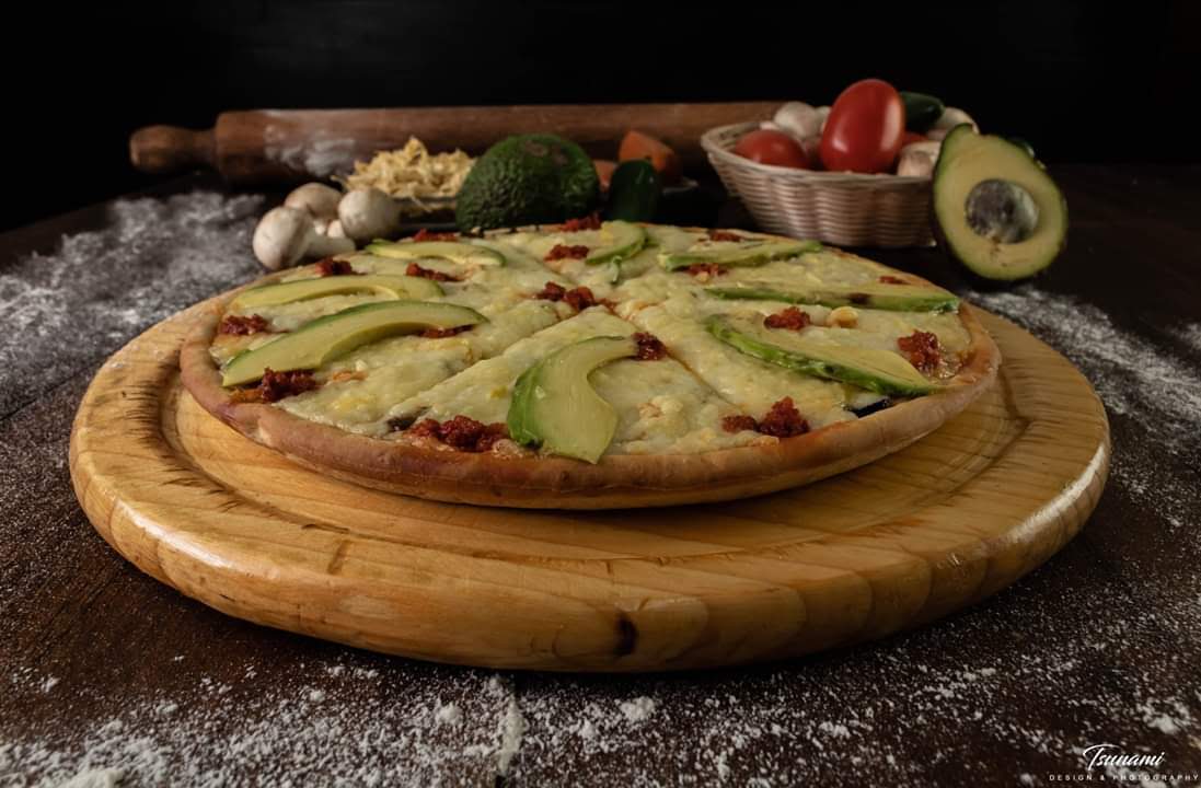 Henries Pizza image 5