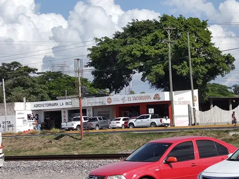 El Tacorron image 4