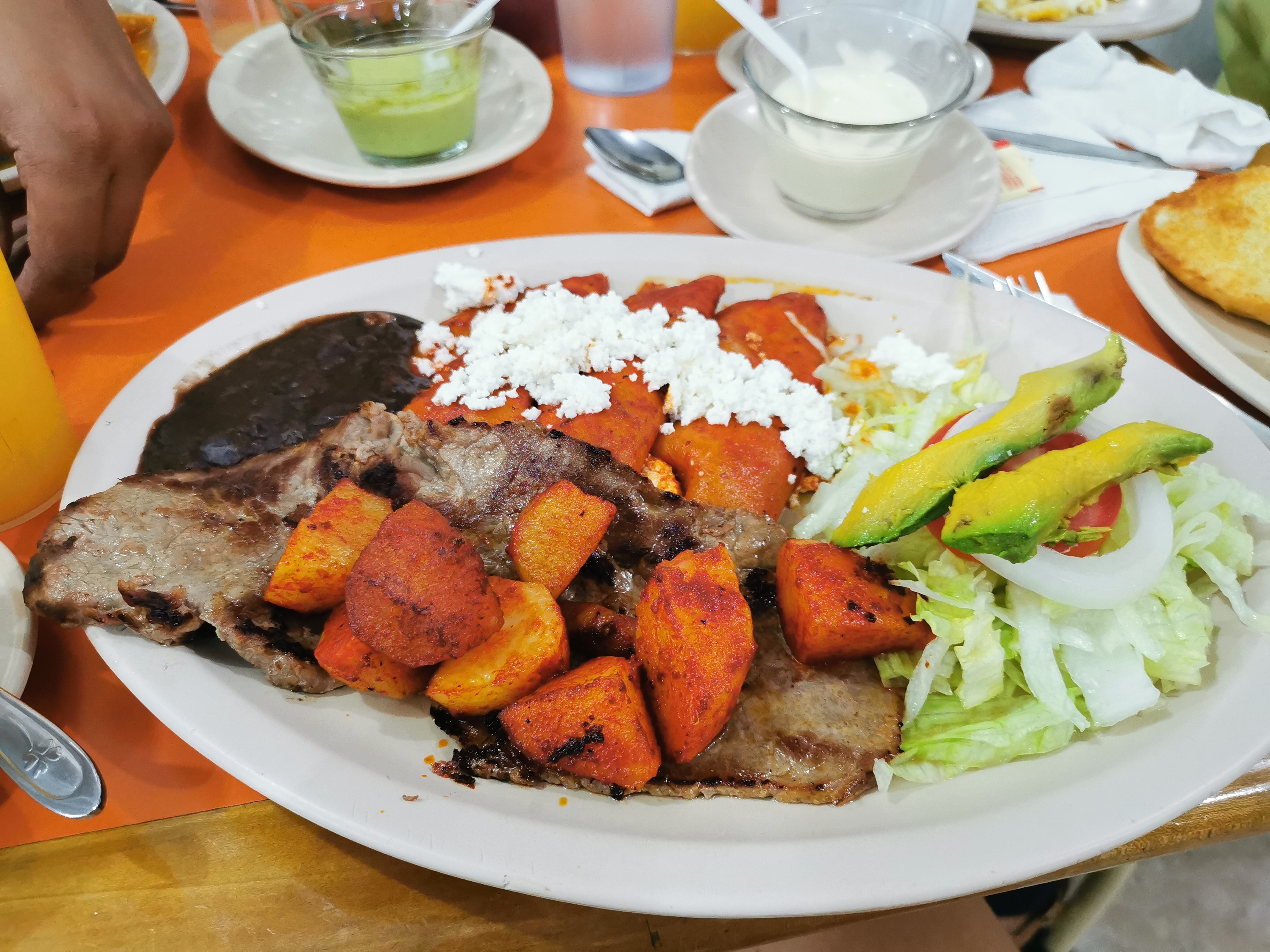 Cafetería y Restaurante Flamingo image 2