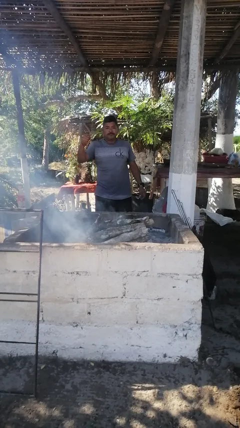 Sarandeado los aldeanos image 6