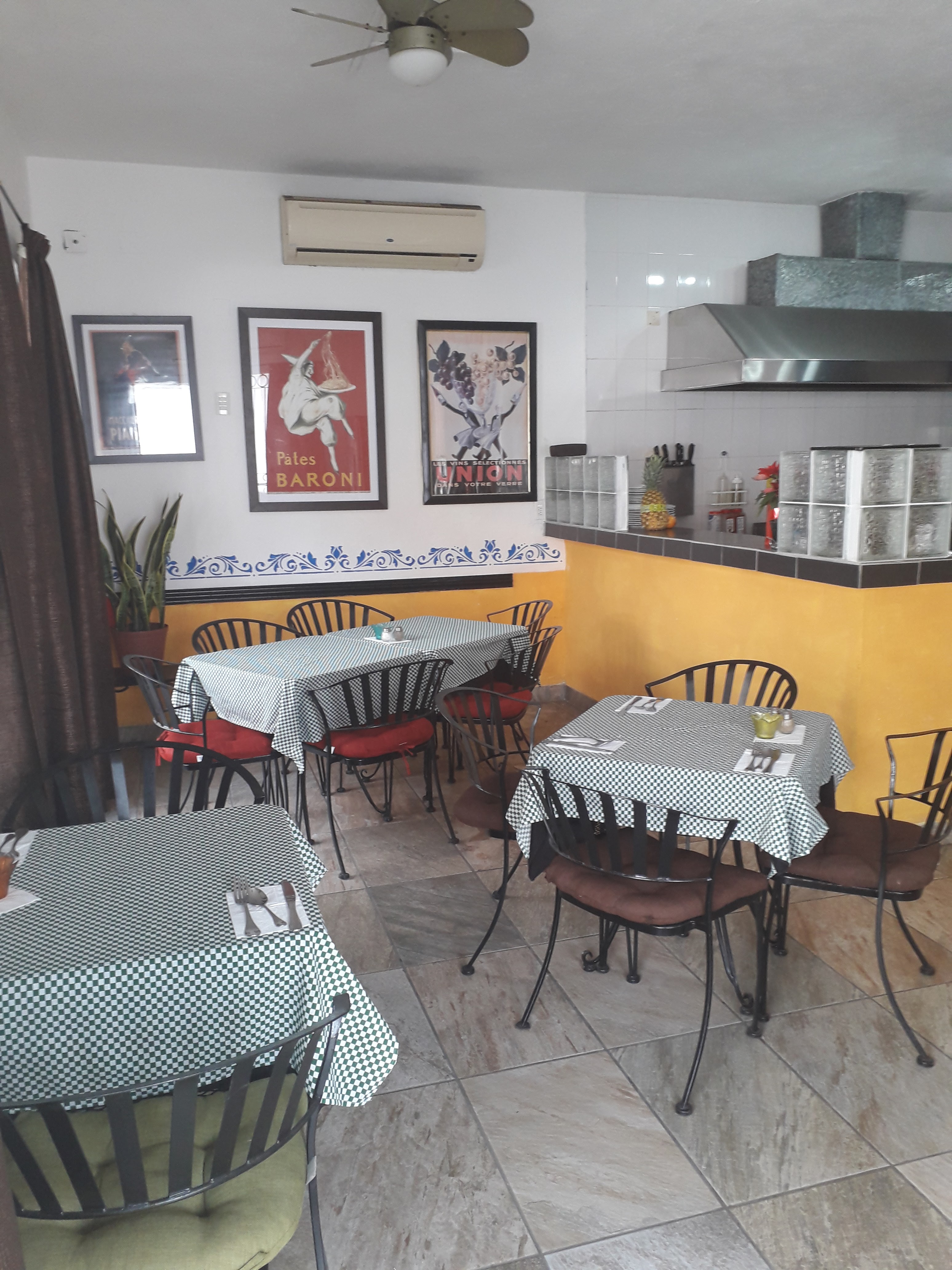 Donatella Restaurate Italiano image 3