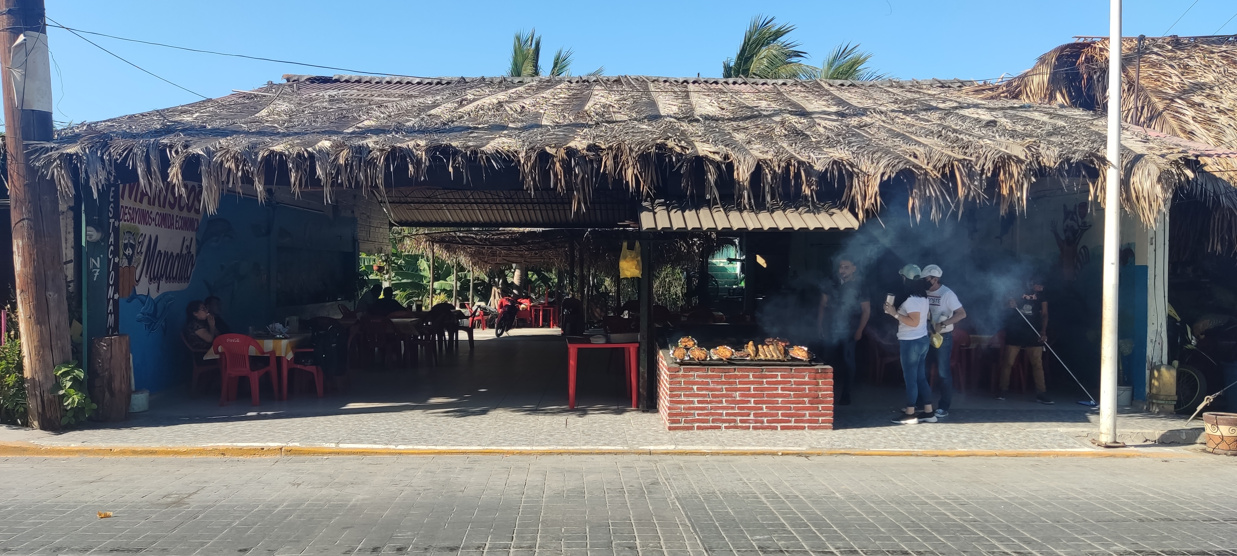 Mariscos yunuen image 1