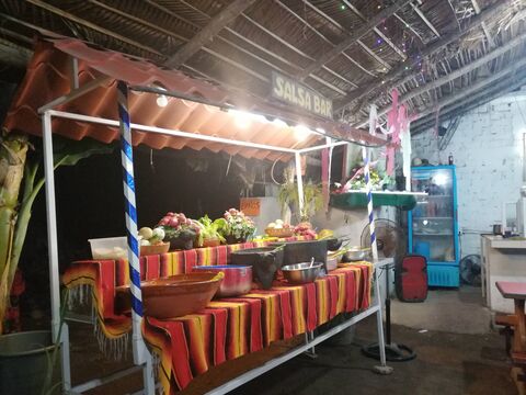 Taquería El Güinas image 4