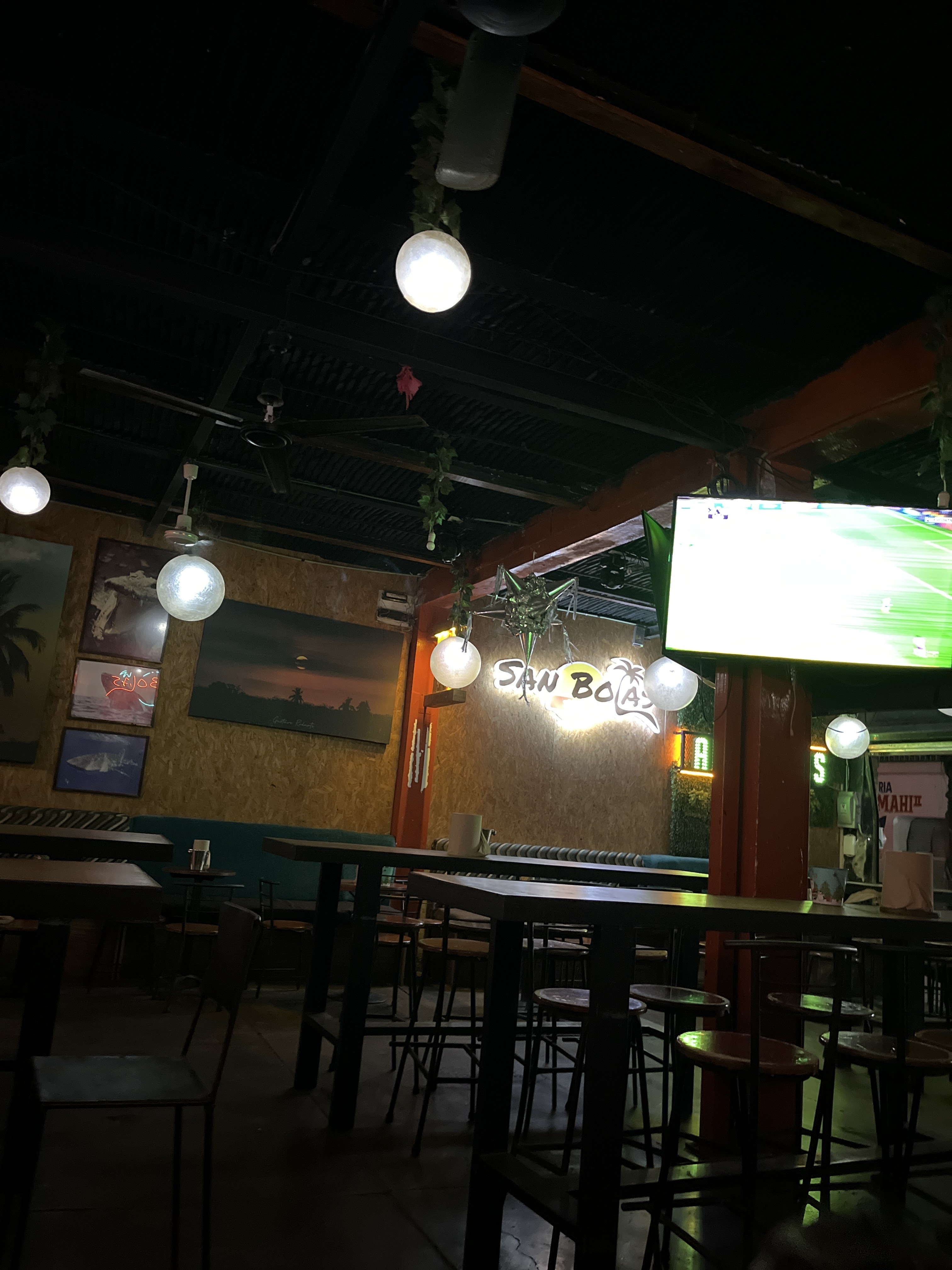 San Bolas Alitas image 4