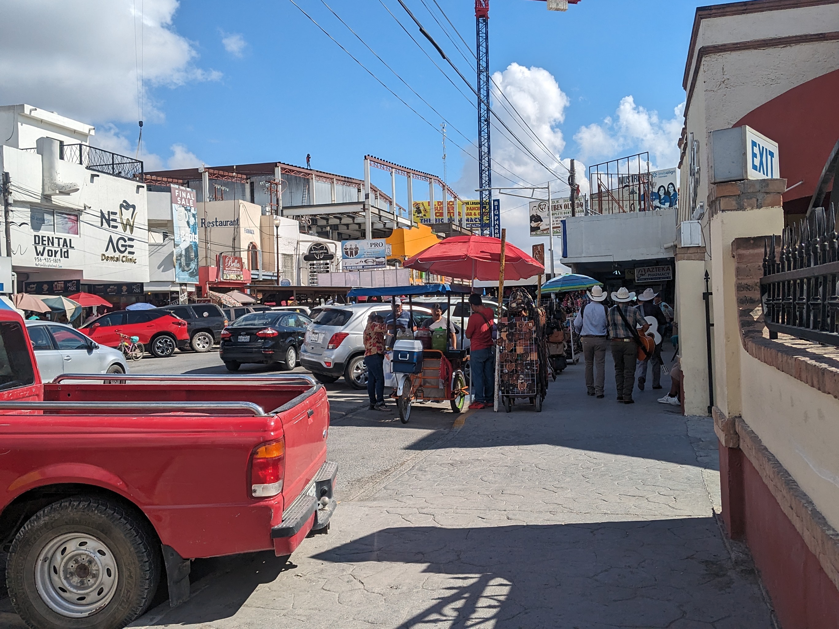 Arturo's Bar & Grill image 9