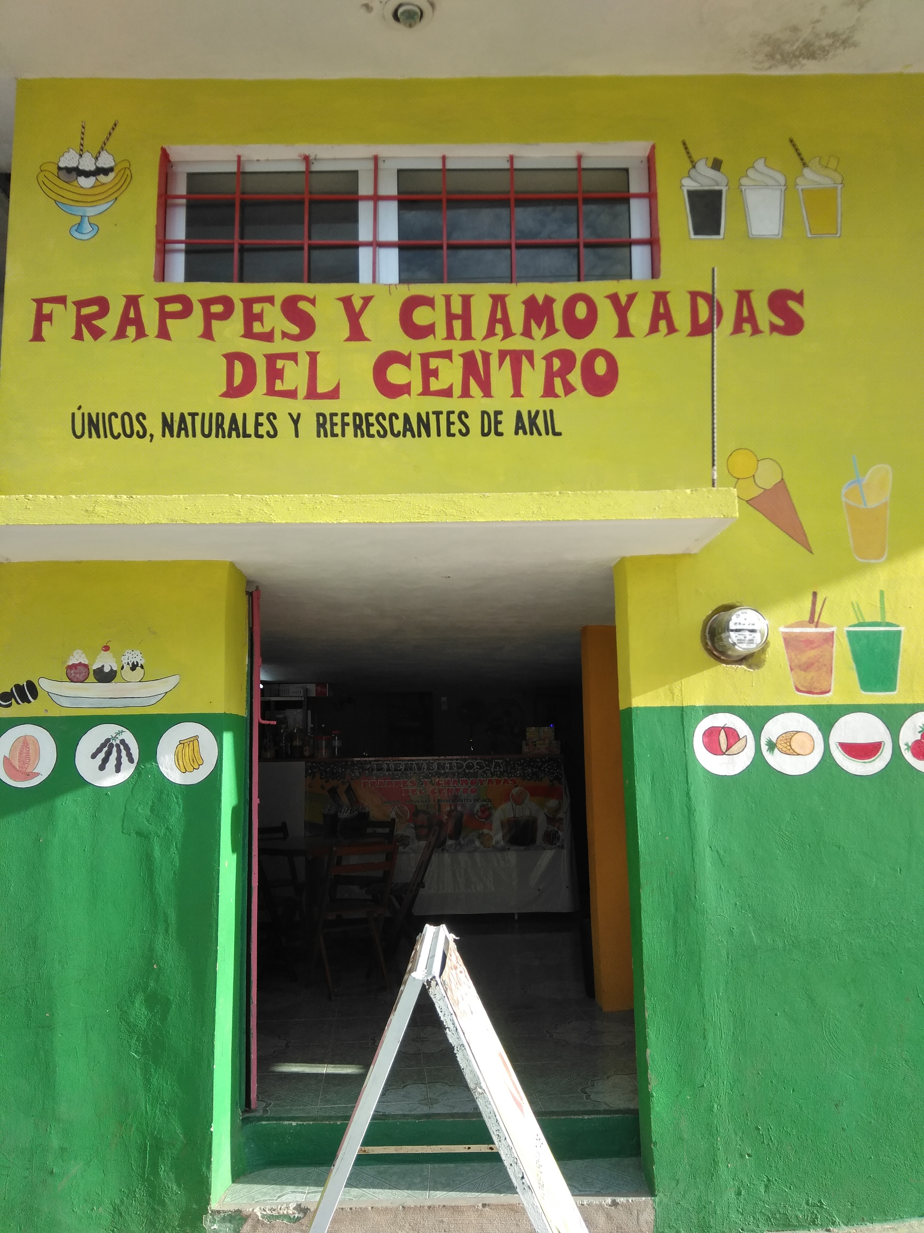FRAPPES Y CHAMOYADAS DEL CENTRO image 9