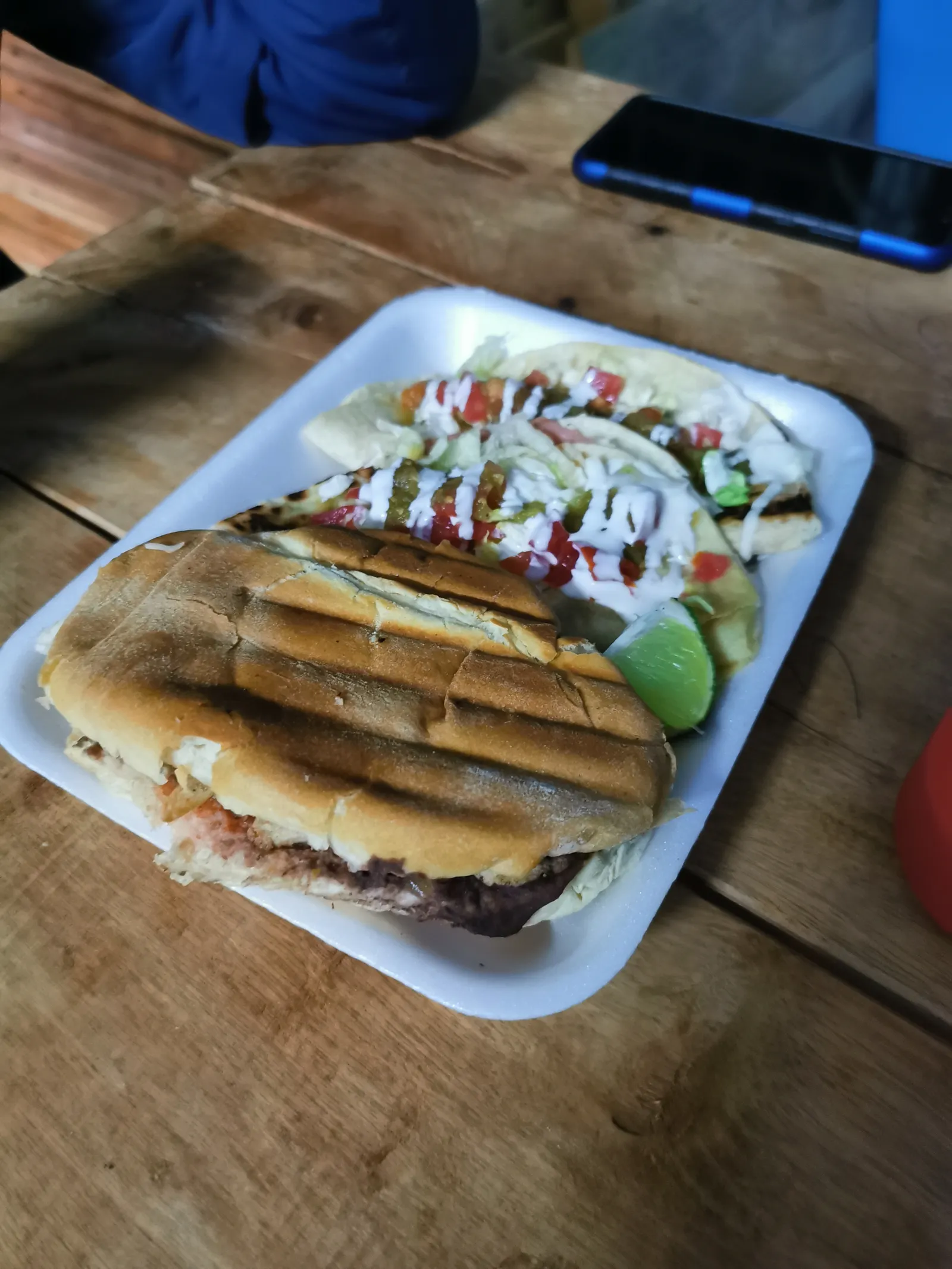 Taquería " Tres Hermanos" image 4