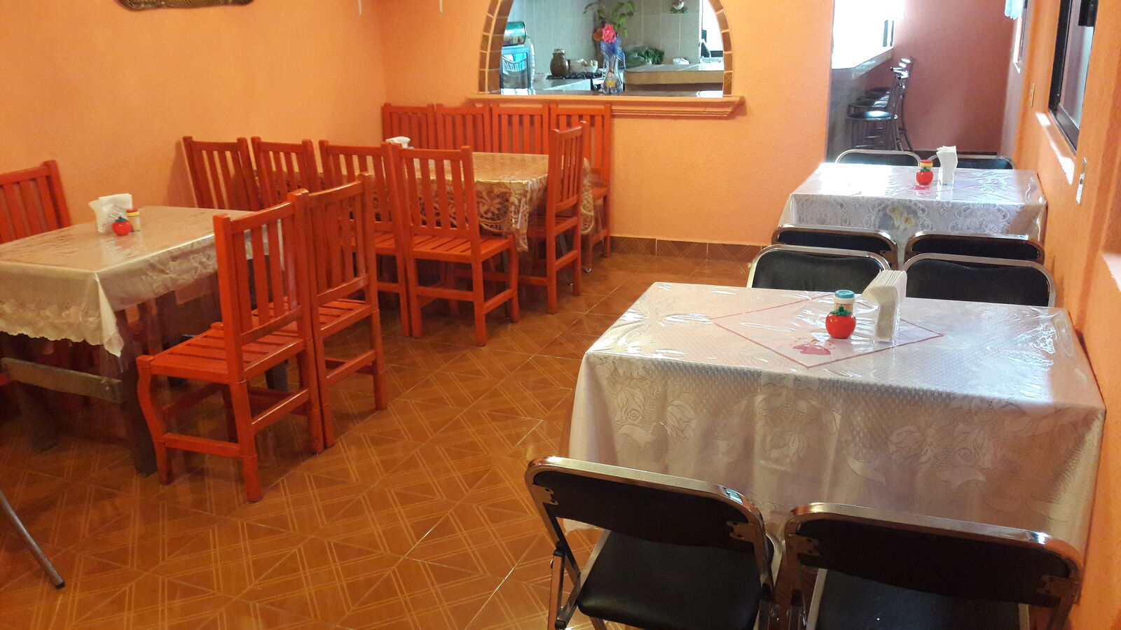 Taqueria La Cruz image 9