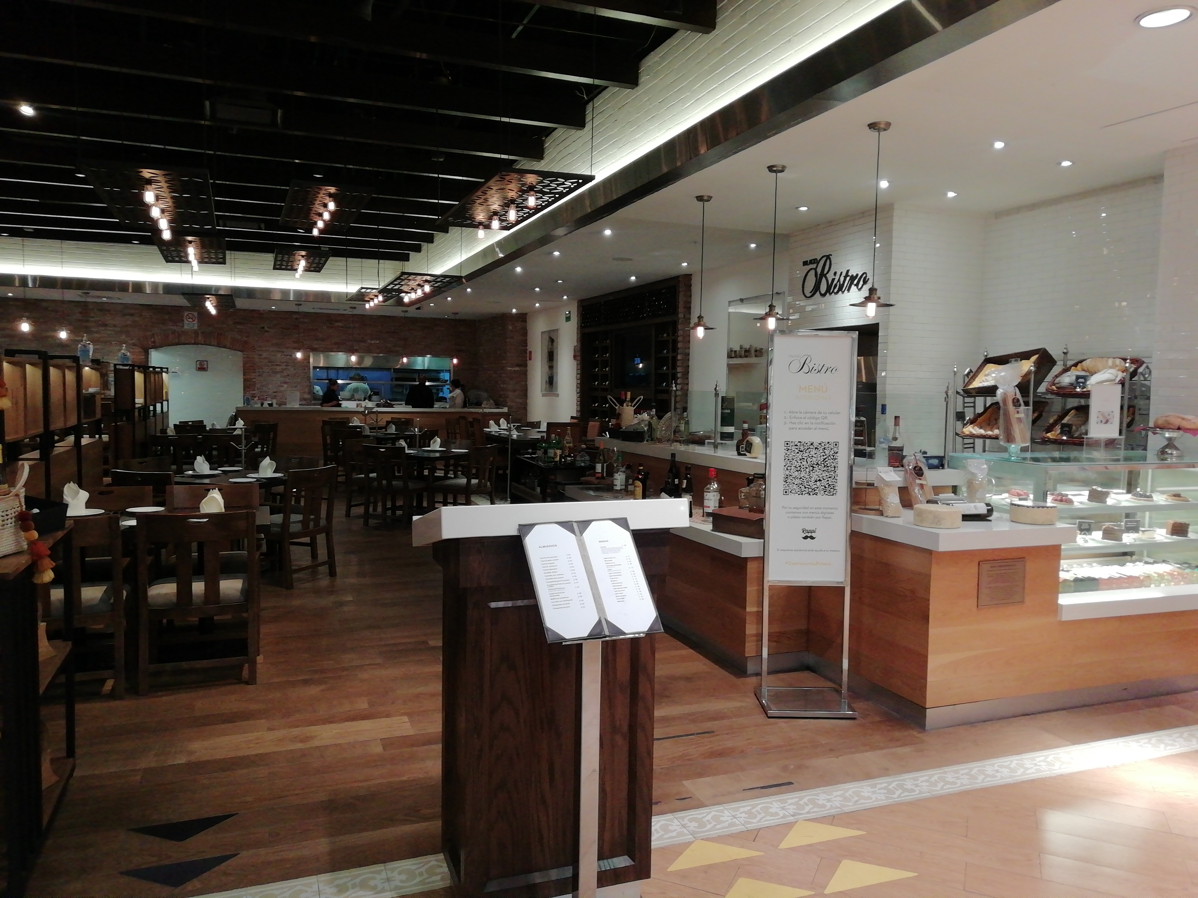 Restaurante Bistro Palacio de Hierro Interlomas image 9