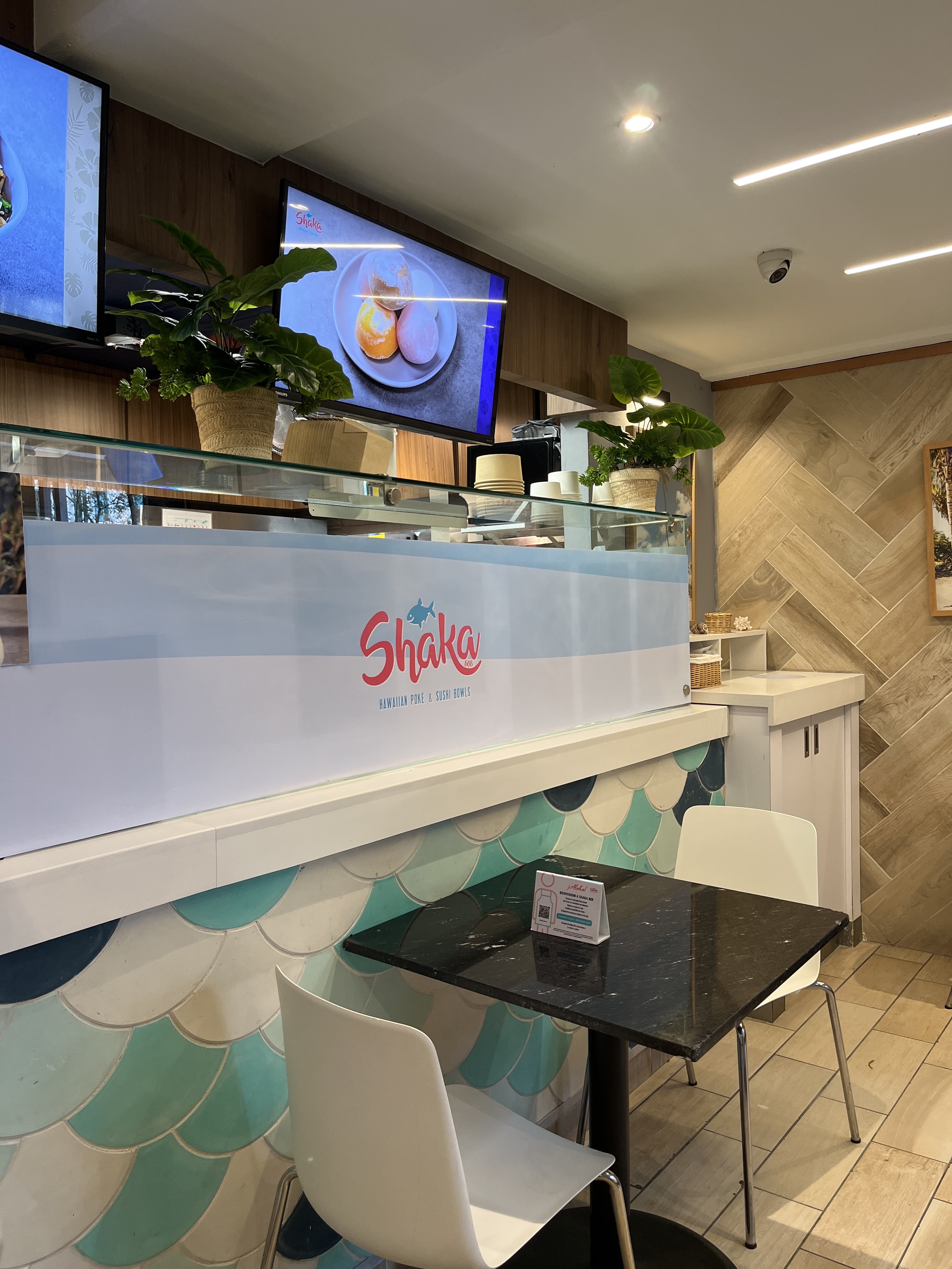 Shaka 808 Interlomas "Hawaiian Poké & Sushi Bowls" image 8