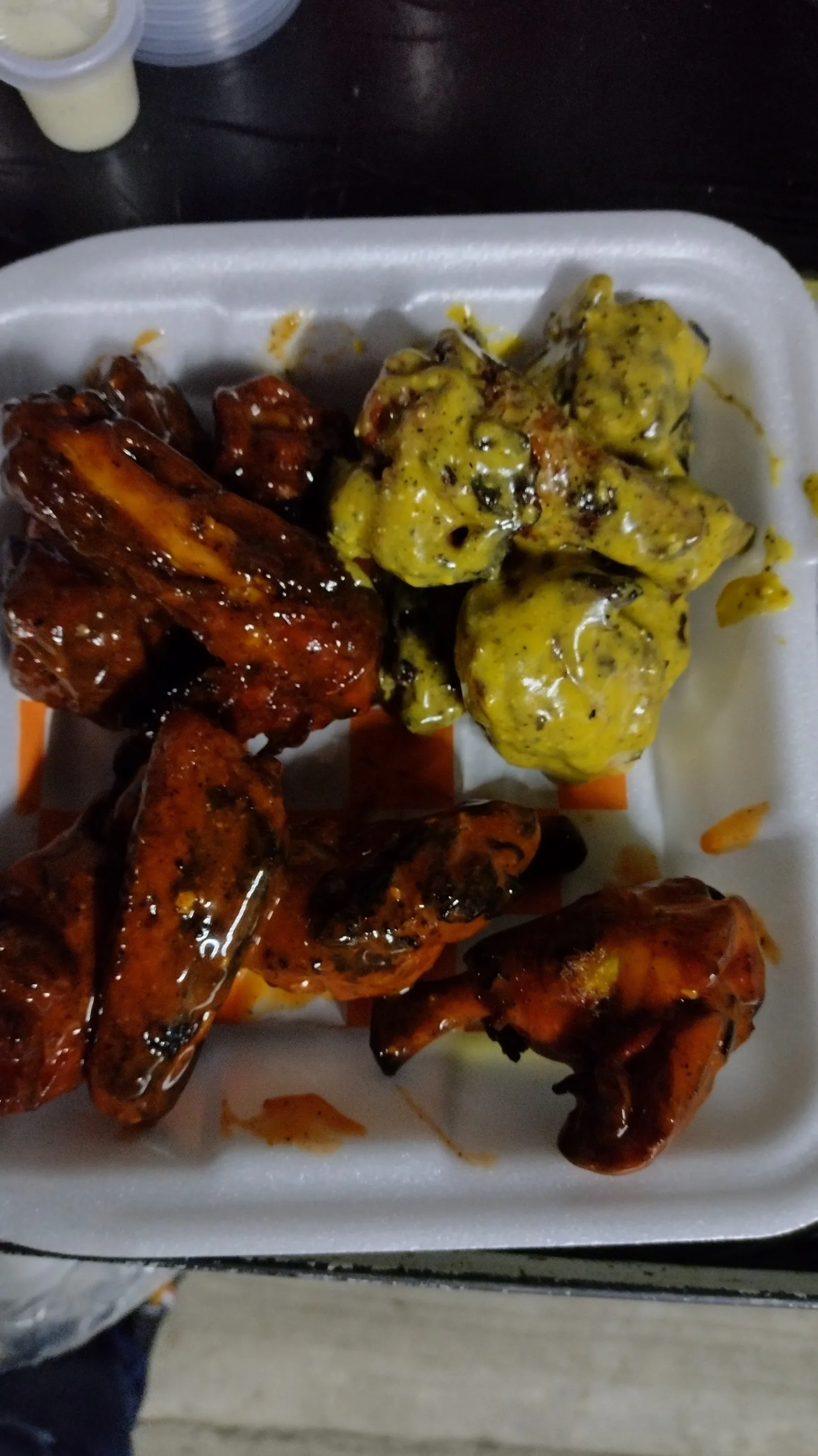 Poninas wings image 9