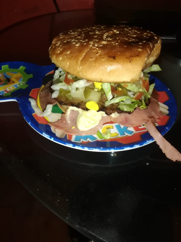 Hamburguesas Y Hotdogs "D'Liz" image 2