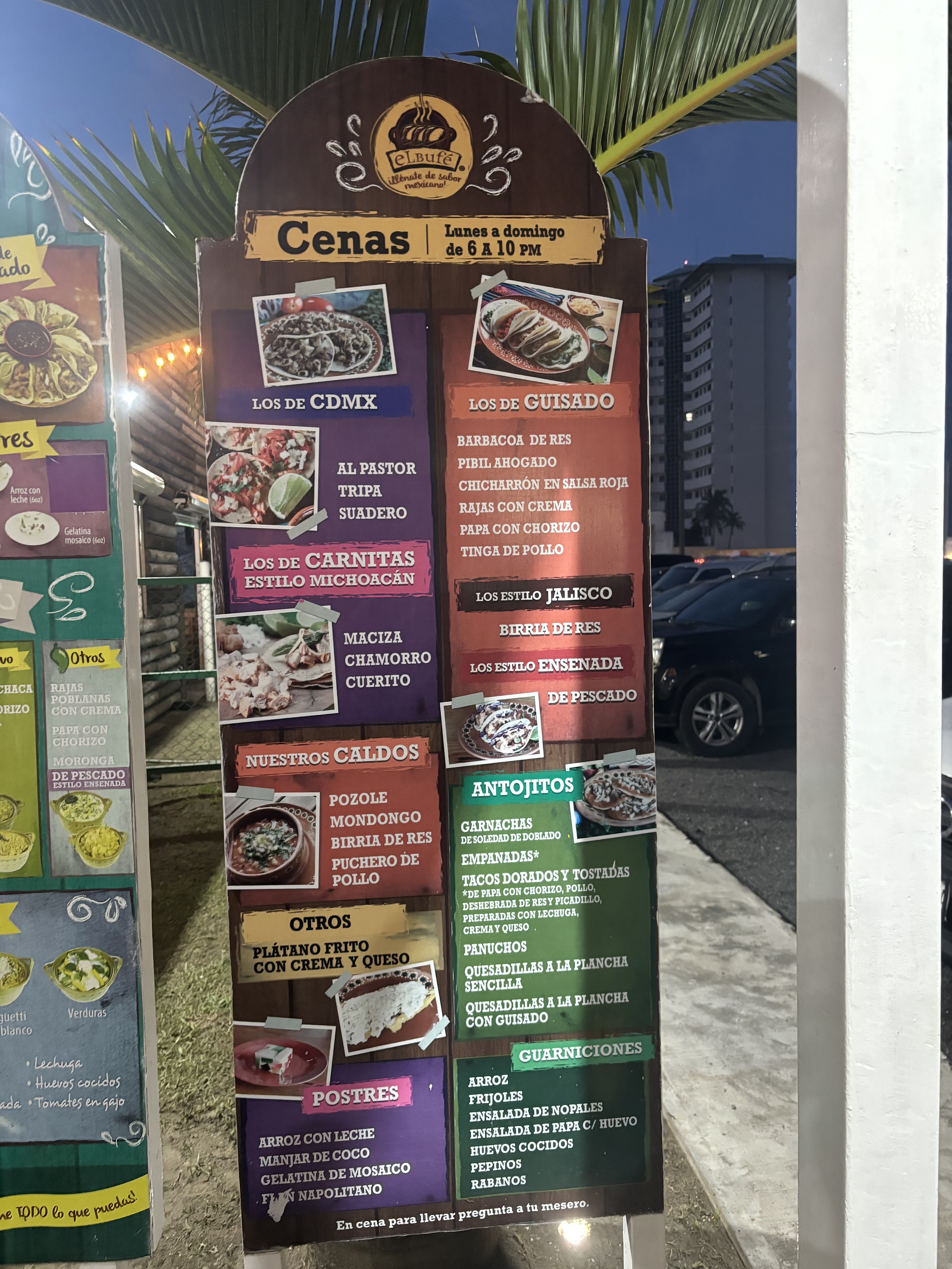 El bufé Tacos de Guisado image 10