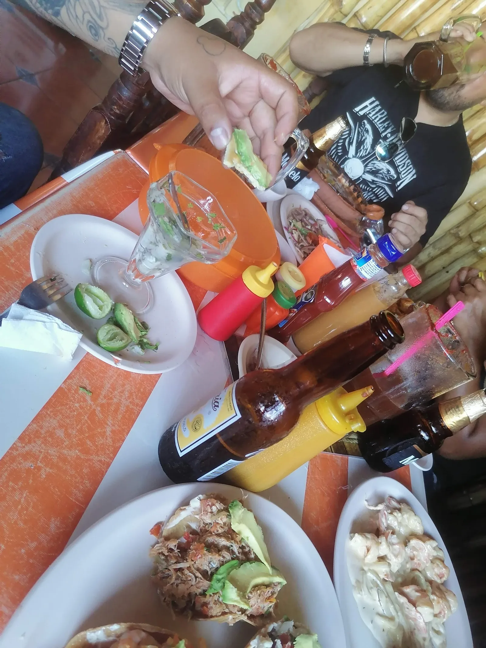 Palapa el negro restaurante de mariscos image 7