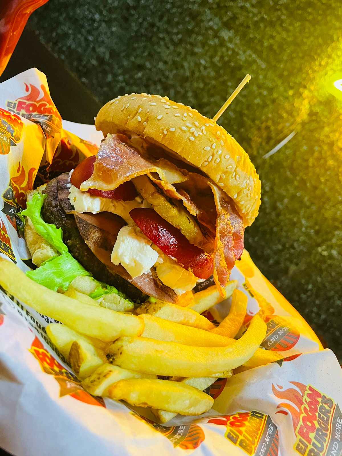 El Fogón Burger’s and More image 7