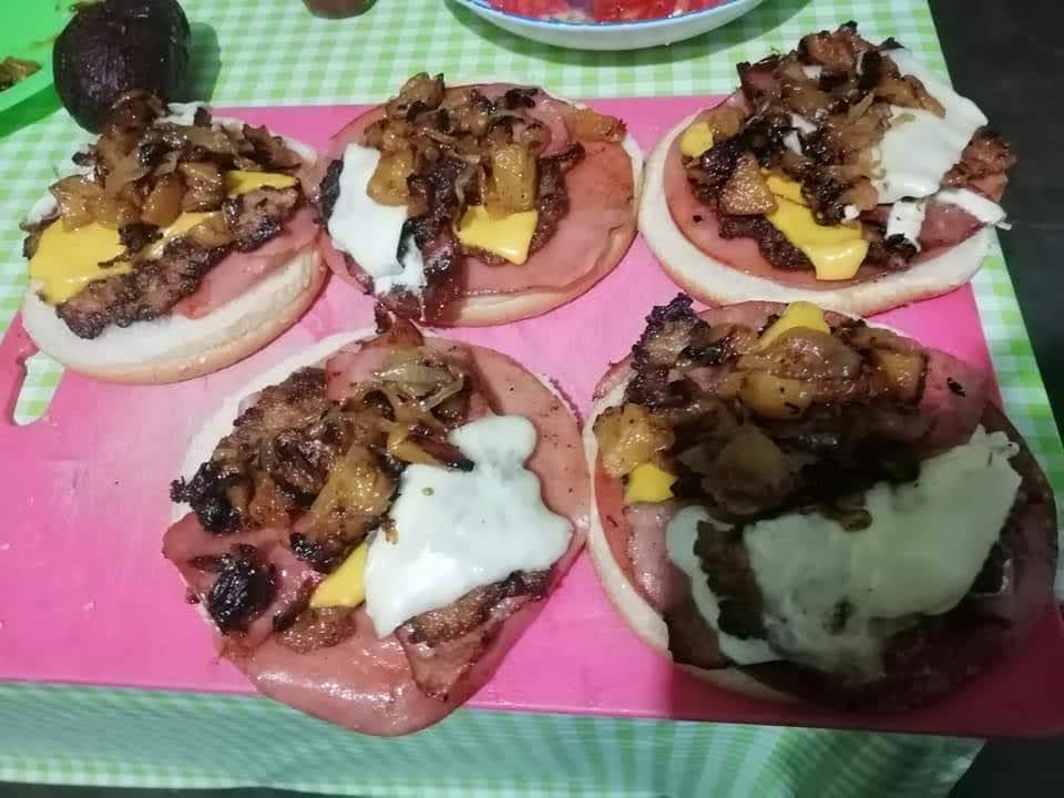Hamburguesas a la leña image 2