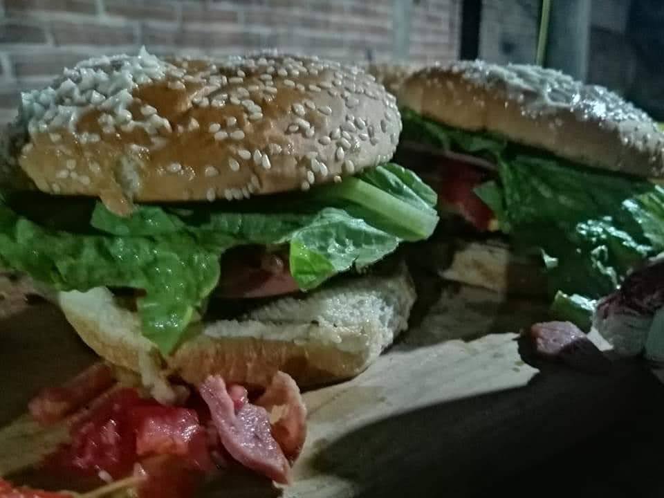 Hamburguesas a la leña image 6
