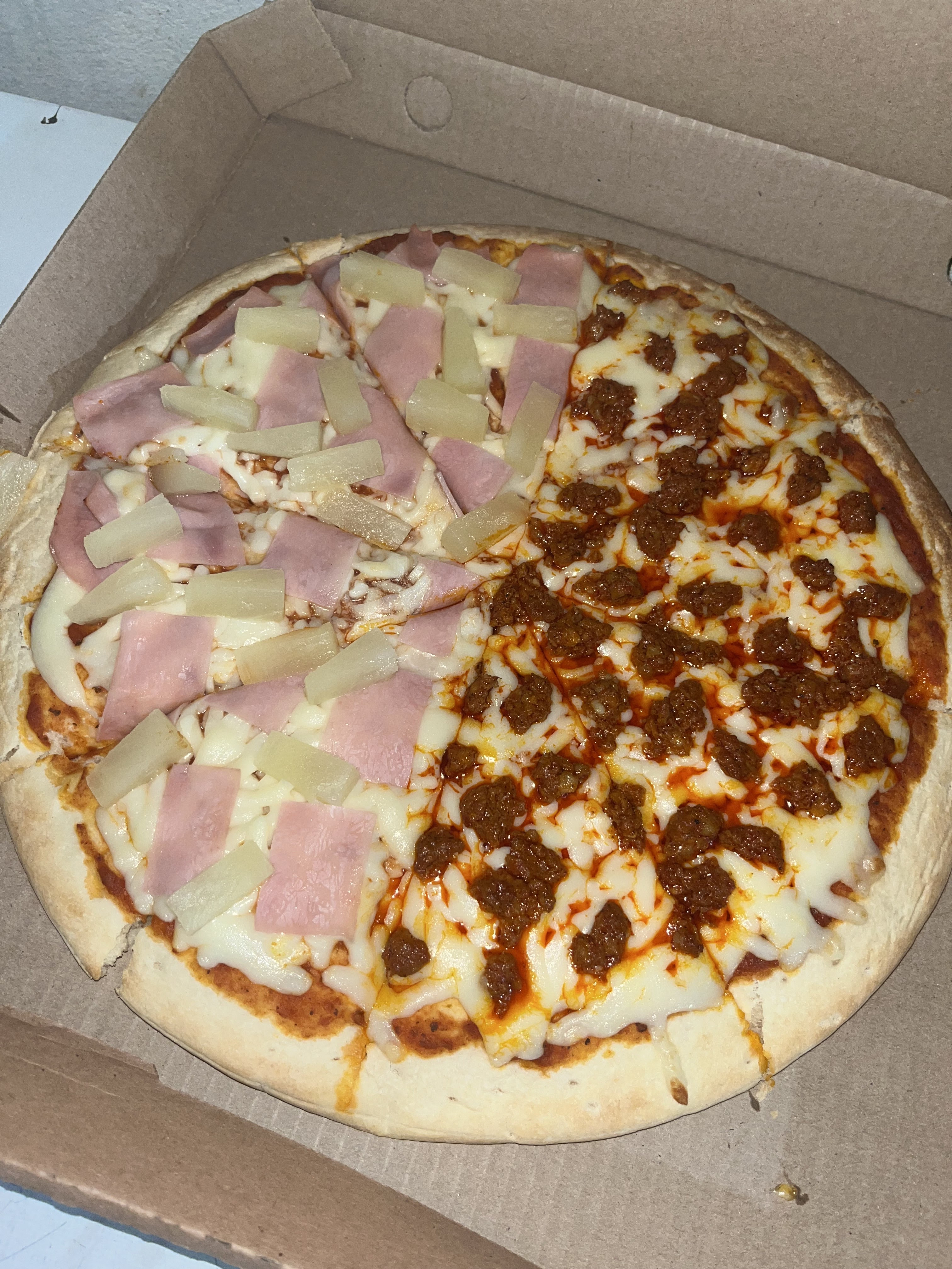 KOKODRILO'S PIZZA image 2