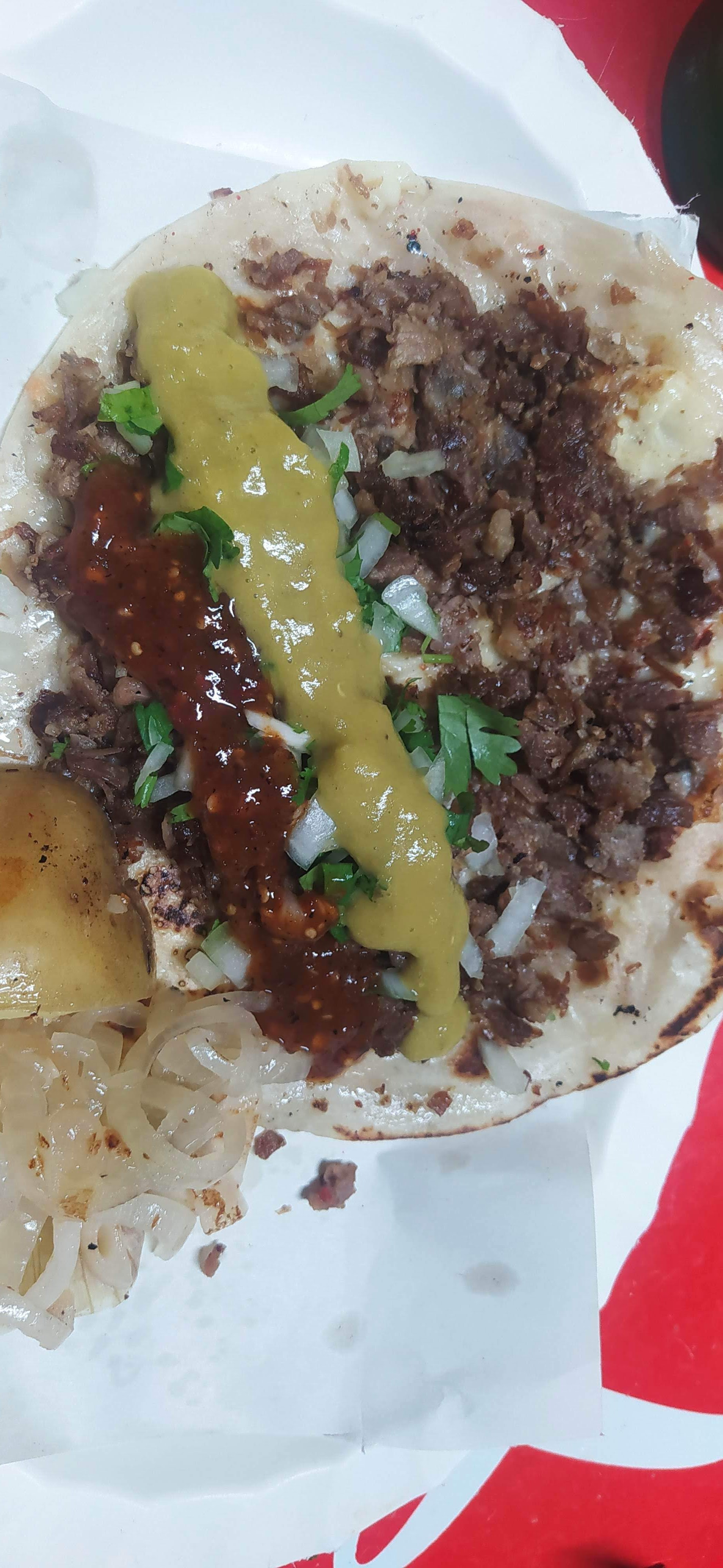 Tacos y hamburguesas Ruiz image 7