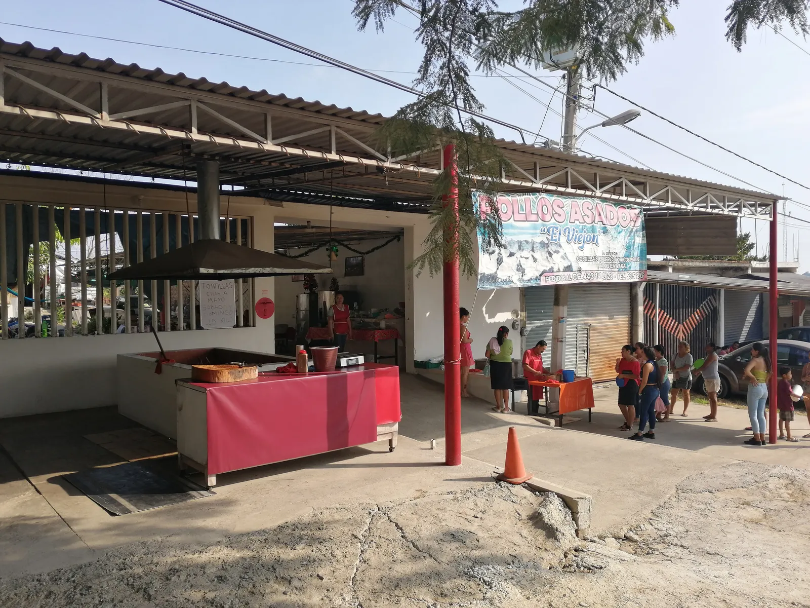 Pollos Asados "El Viejon" image 1