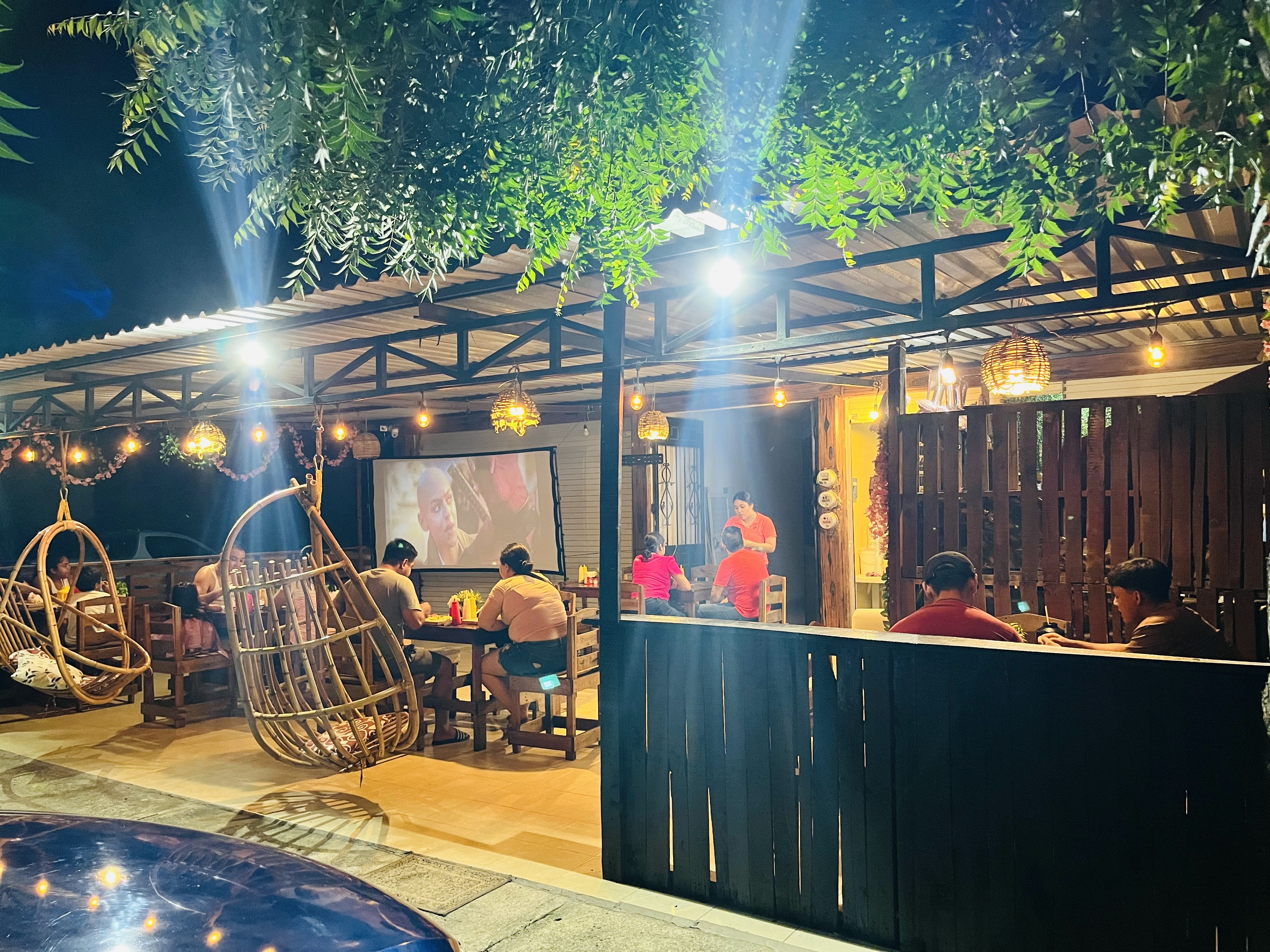 Los socios Burguer image 7