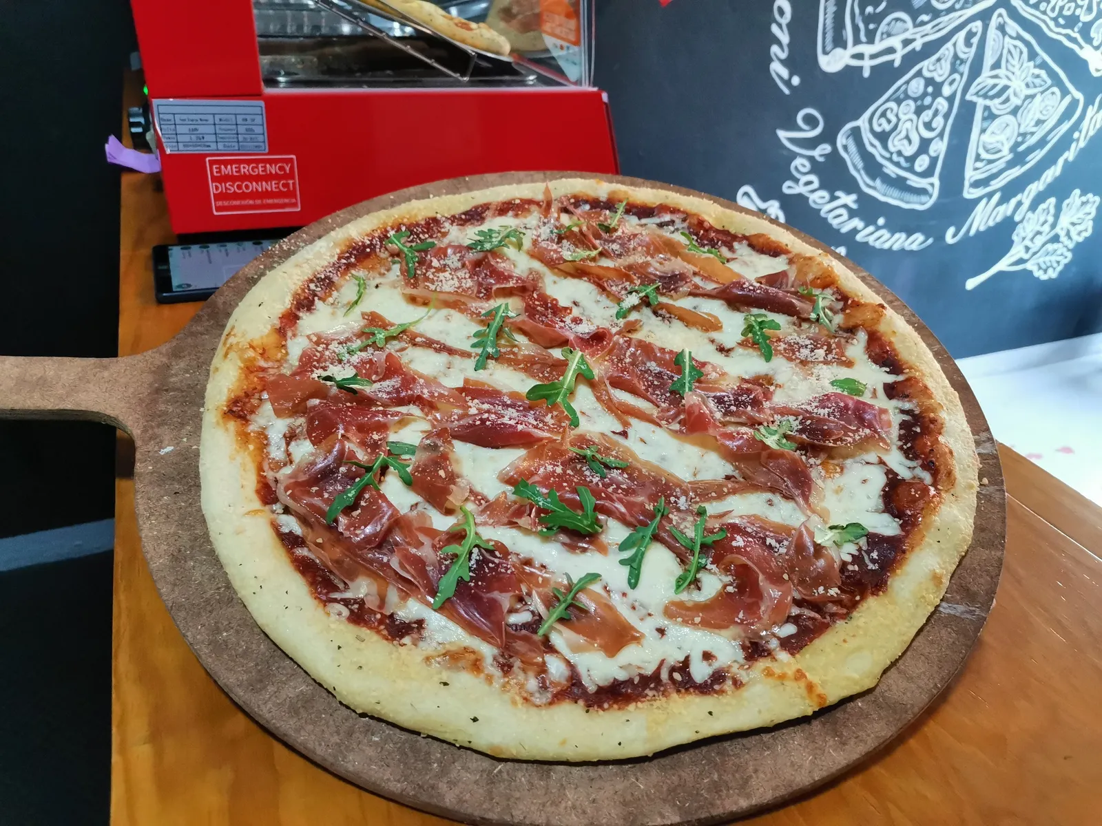 MANOLO'S PIZZA image 8