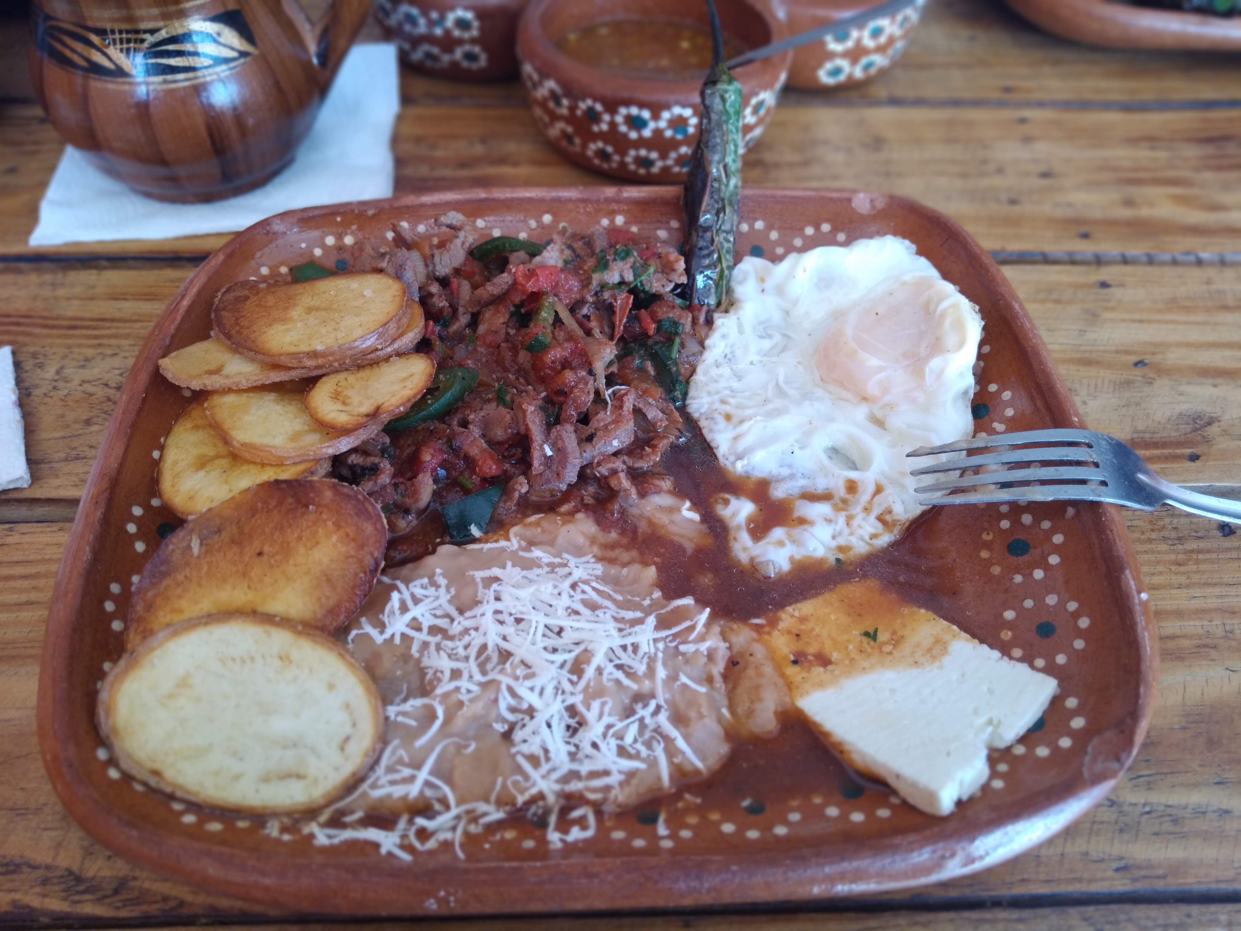 El mesón de Pau image 3