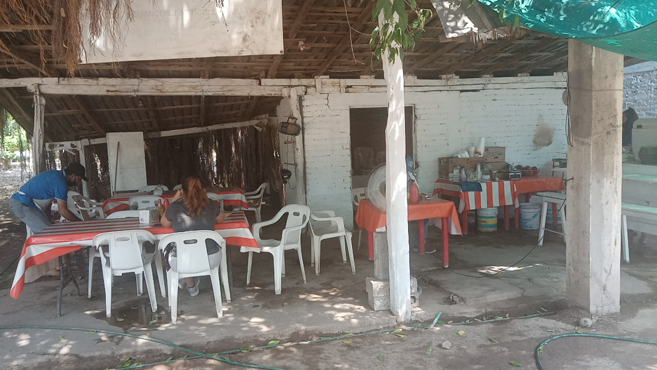 Mariscos Contreras image 1
