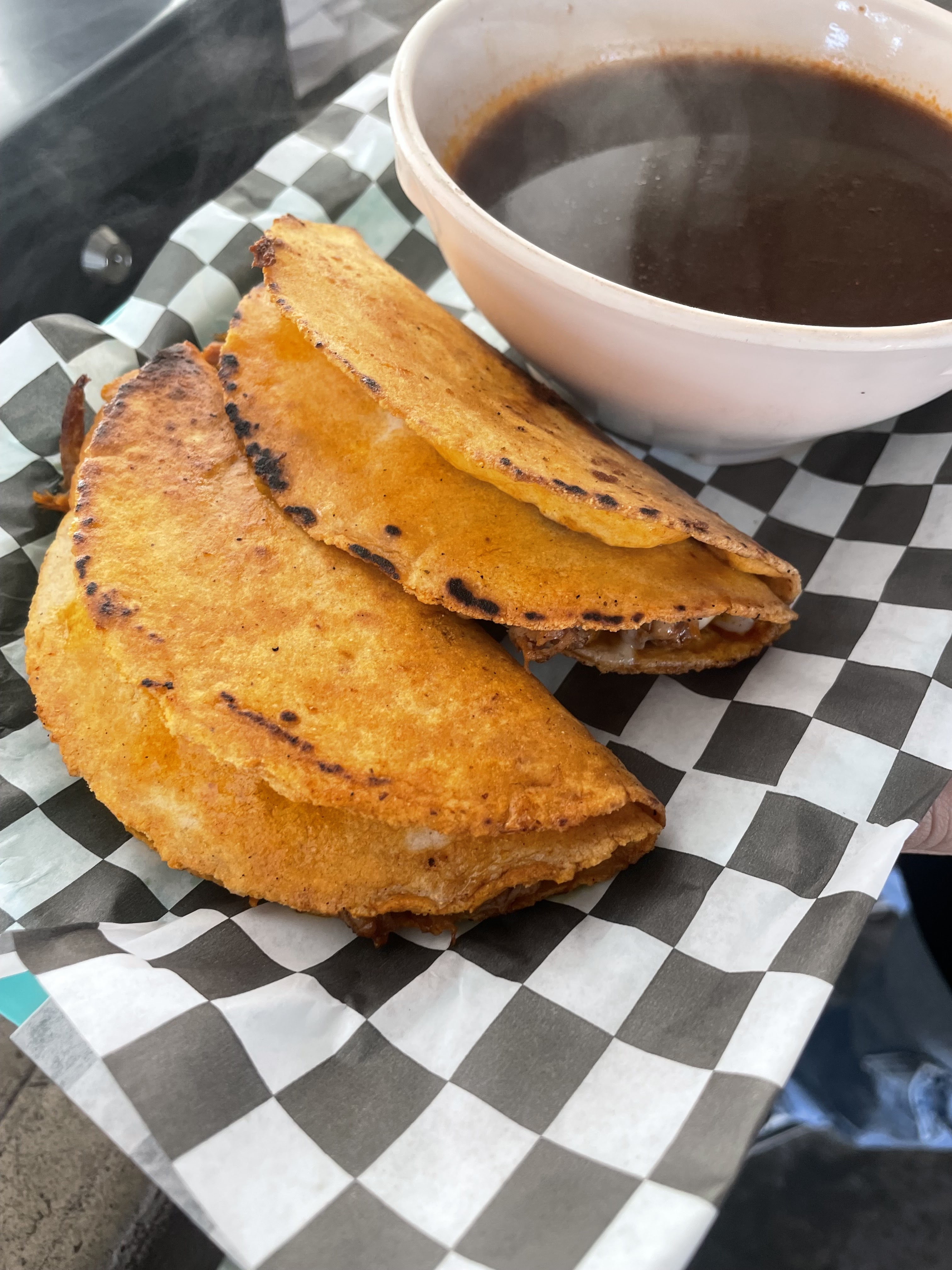 birrieria Rosales image 4