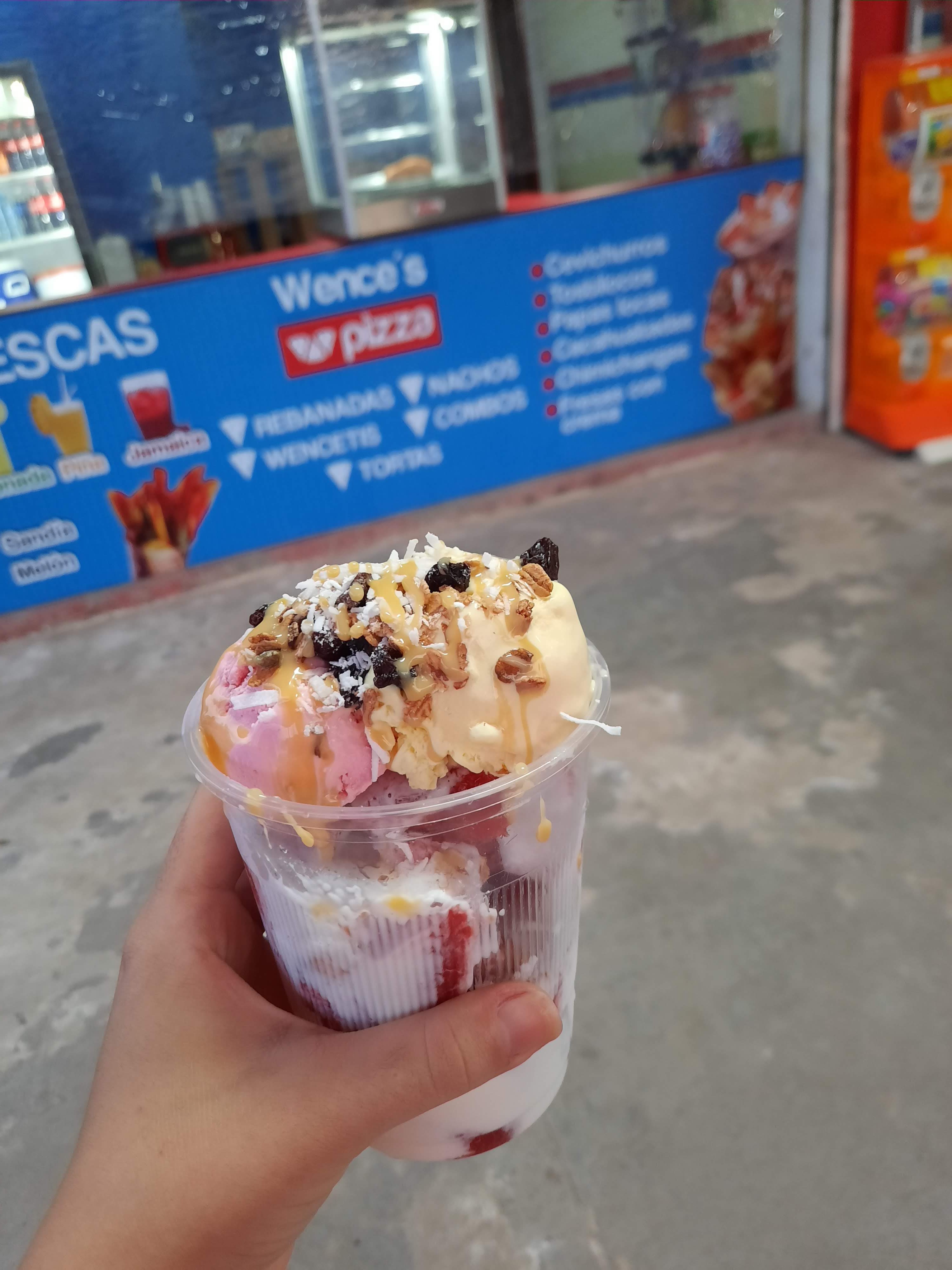 Wence's Pizza La Palma image 3